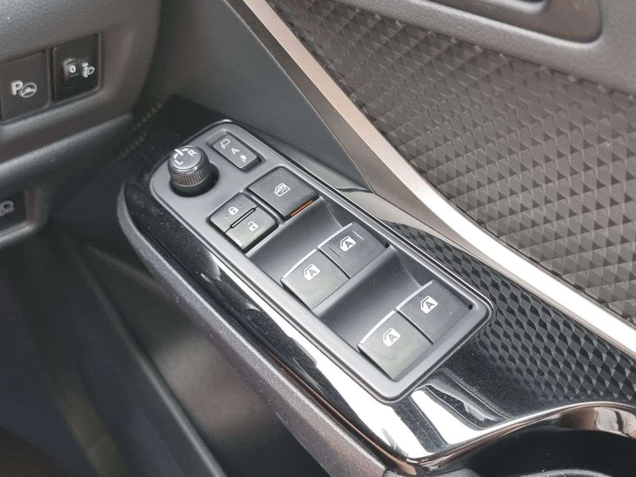 2018 TOYOTA C-HR 2018 TOYOTA C-HR