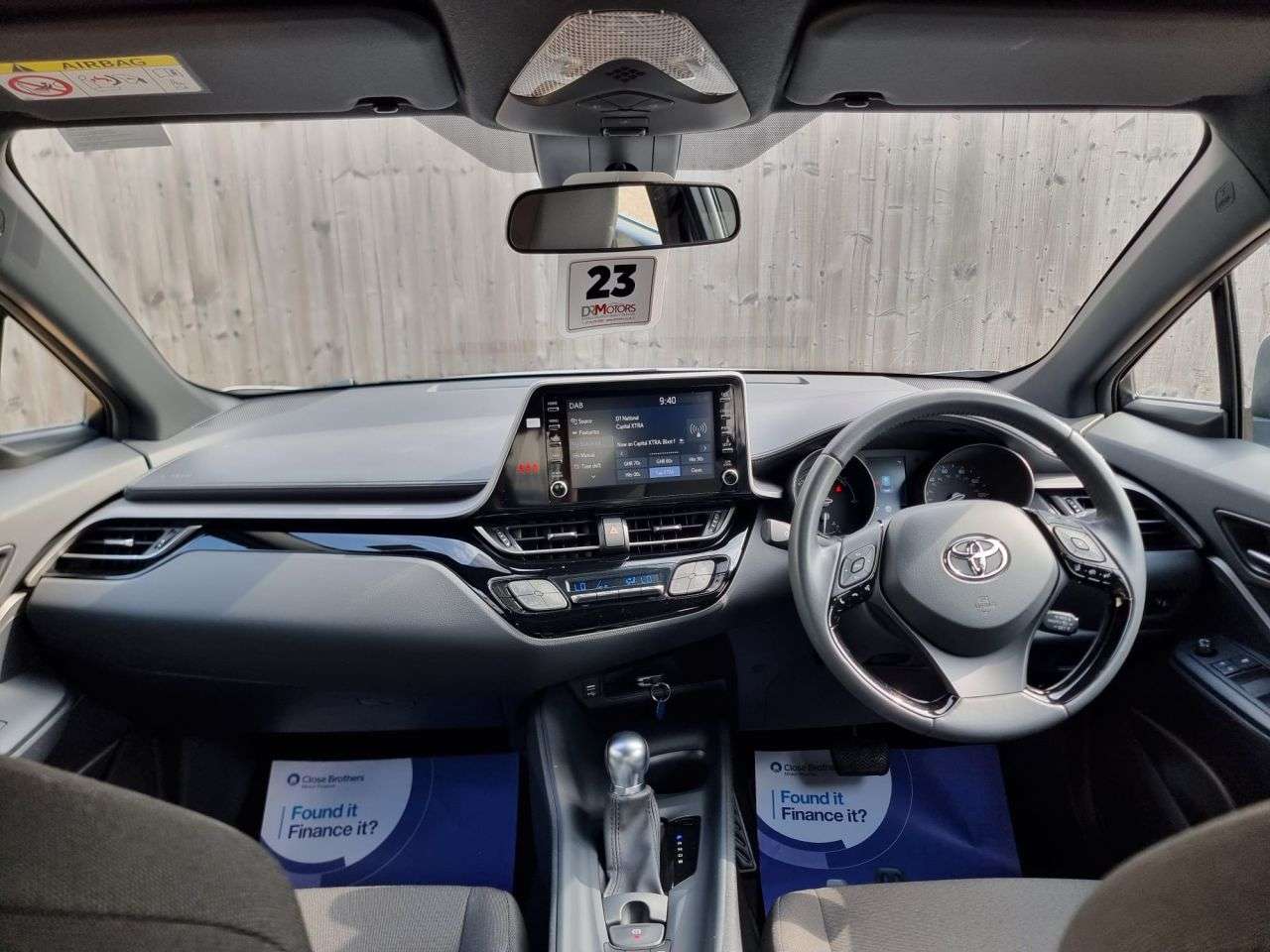 2023 TOYOTA C-HR 2023 TOYOTA C-HR