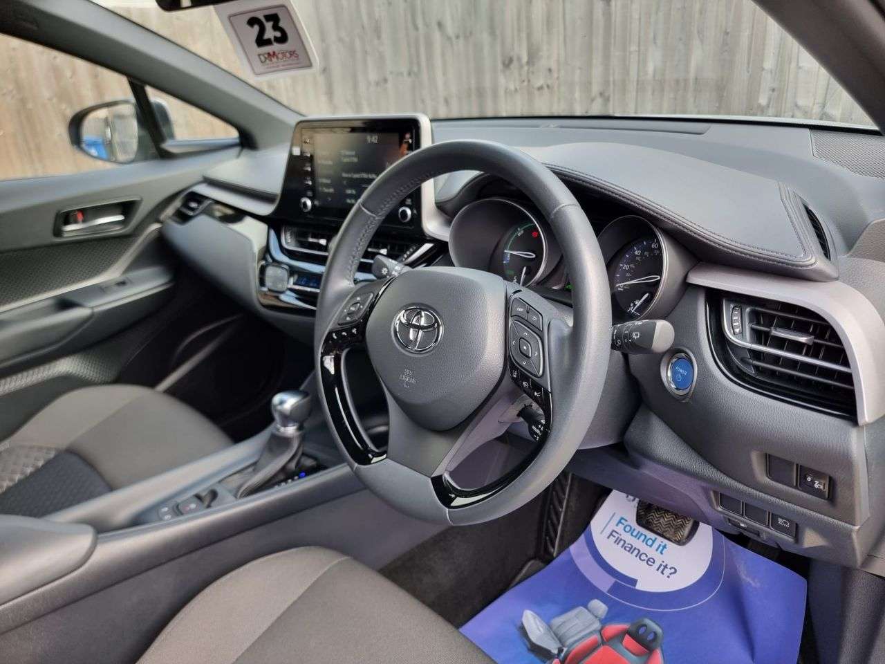 2023 TOYOTA C-HR 2023 TOYOTA C-HR