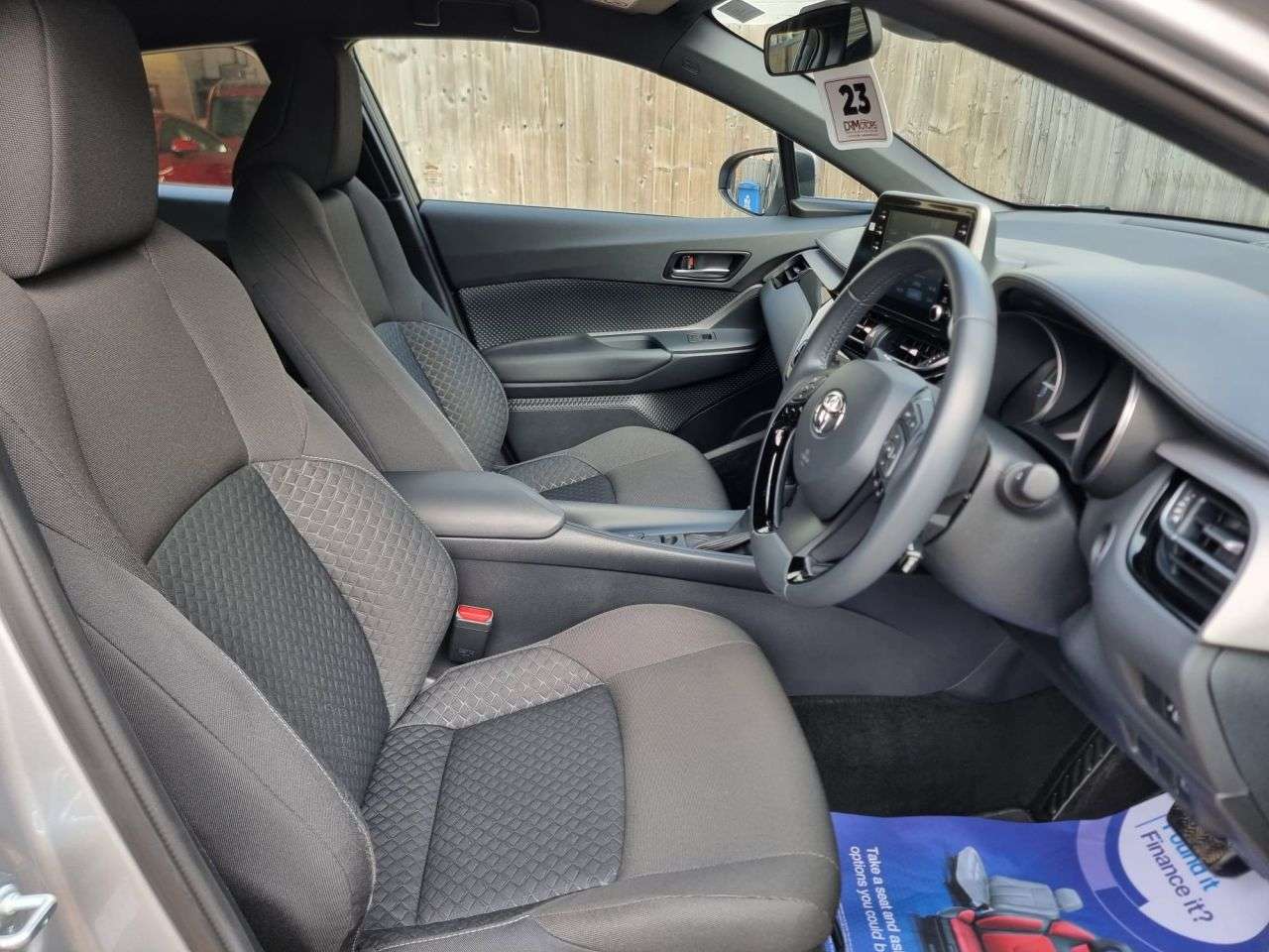 2023 TOYOTA C-HR 2023 TOYOTA C-HR