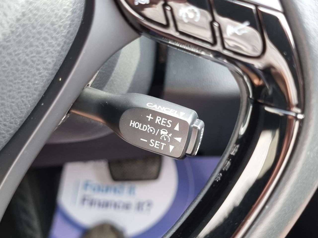 2023 TOYOTA C-HR 2023 TOYOTA C-HR