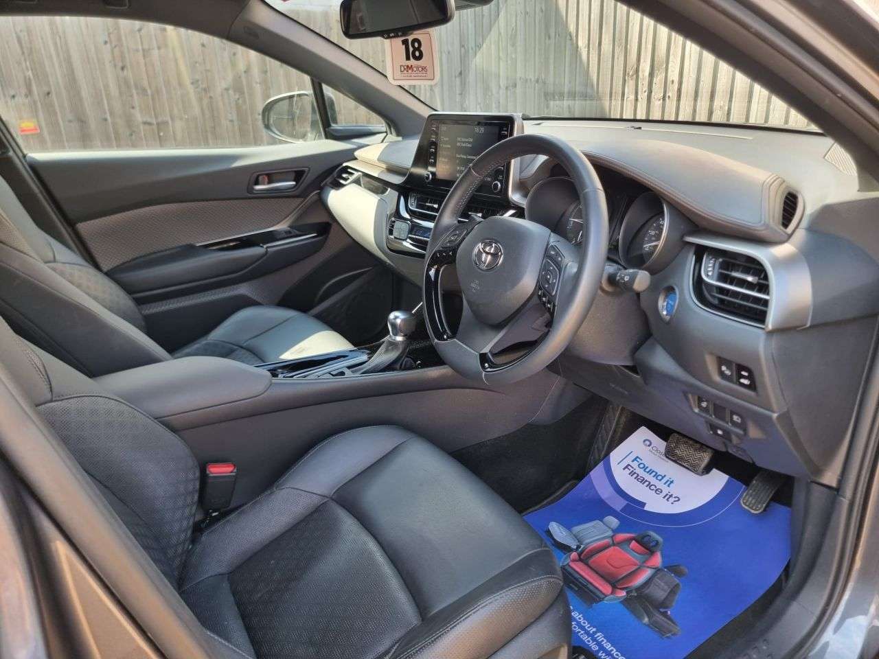 A 2020 TOYOTA C-HR 1.8 VVT-h Excel SUV 5dr Petrol Hybrid CVT Euro 6 (s/s) (122 ps) SAT NAV + R A 2020 TOYOTA C-HR 1.8 VVT-h Excel SUV 5dr Petrol Hybrid CVT Euro 6 (s/s) (122 ps) SAT NAV + R