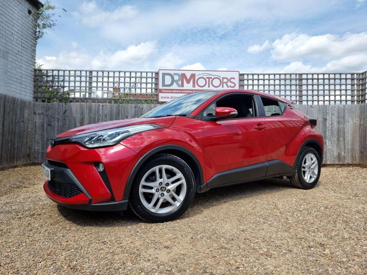 A 2023 TOYOTA C-HR 1.8 VVT-h GPF Icon SUV 5dr Petrol Hybrid CVT Euro 6 (s/s) (122 ps) R/CAMERA A 2023 TOYOTA C-HR 1.8 VVT-h GPF Icon SUV 5dr Petrol Hybrid CVT Euro 6 (s/s) (122 ps) R/CAMERA