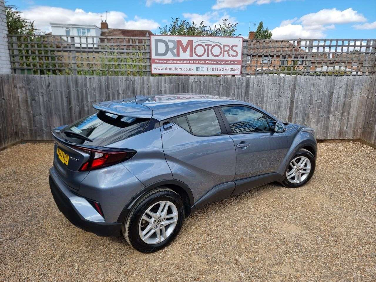 2023 TOYOTA C-HR 2023 TOYOTA C-HR