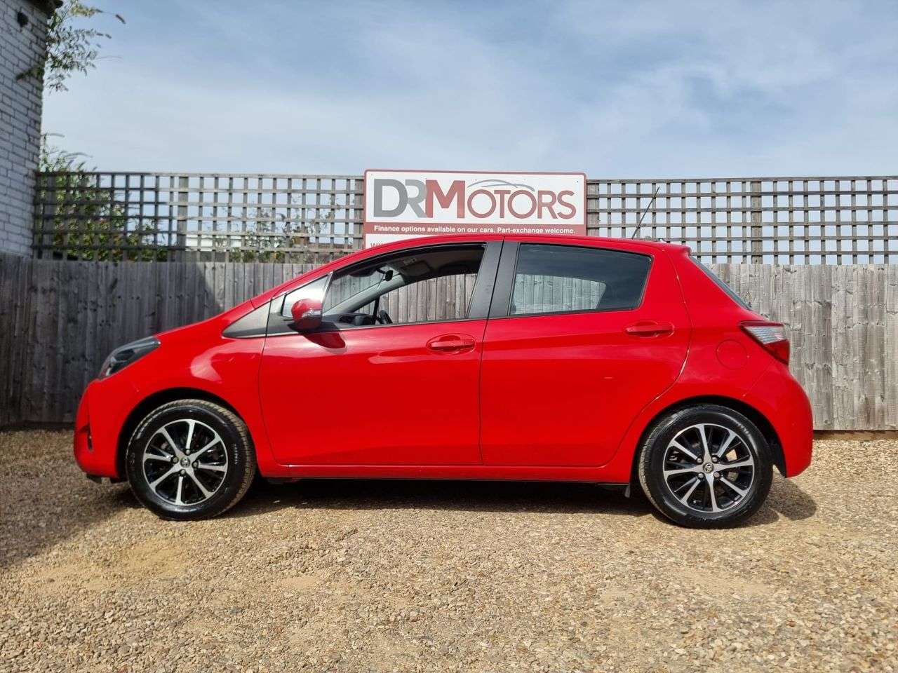 2019 TOYOTA YARIS 2019 TOYOTA YARIS
