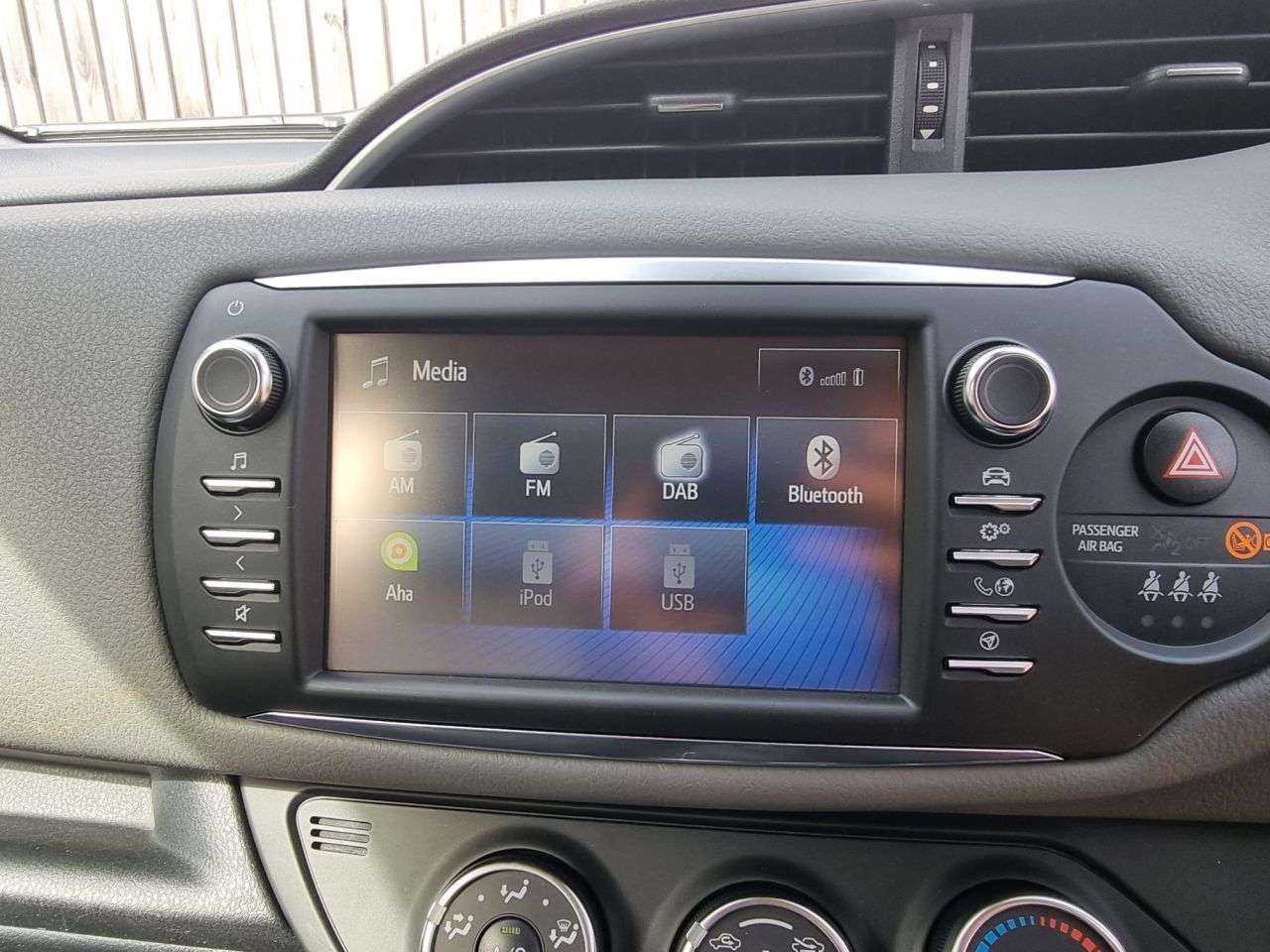 2019 TOYOTA YARIS 2019 TOYOTA YARIS