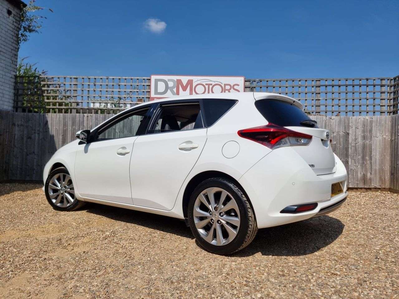 2017 TOYOTA AURIS 2017 TOYOTA AURIS