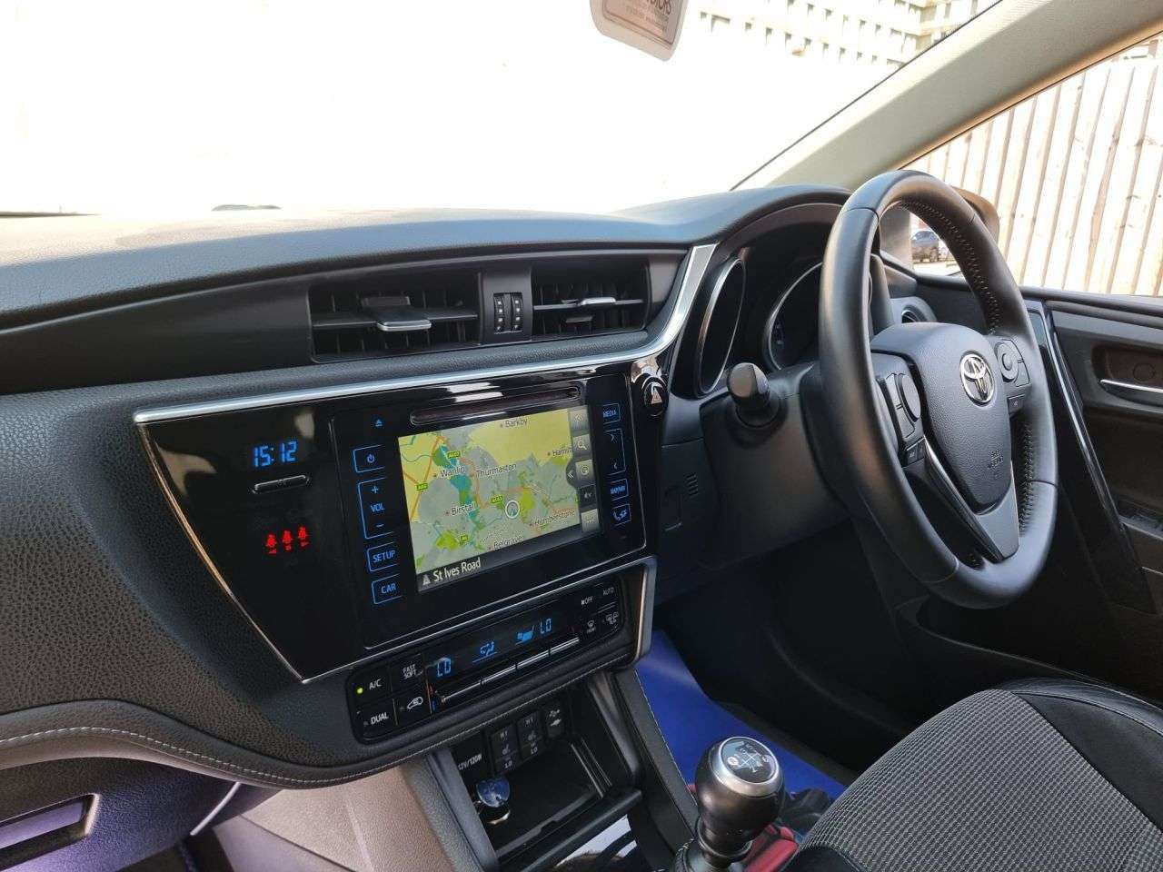 2017 TOYOTA AURIS 2017 TOYOTA AURIS