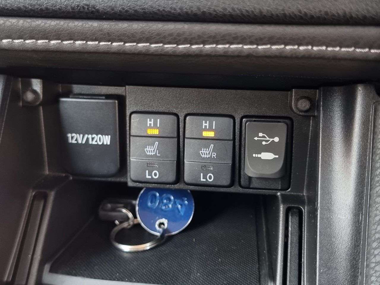 2017 TOYOTA AURIS 2017 TOYOTA AURIS