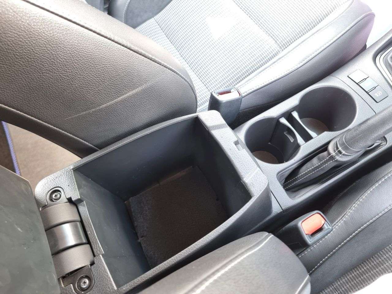 2017 TOYOTA AURIS 2017 TOYOTA AURIS