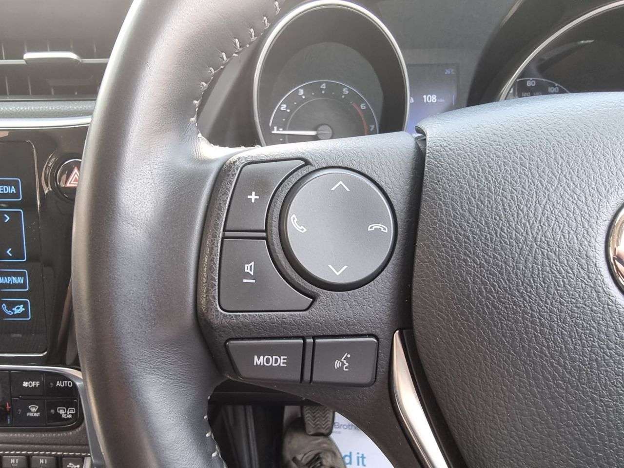2017 TOYOTA AURIS 2017 TOYOTA AURIS