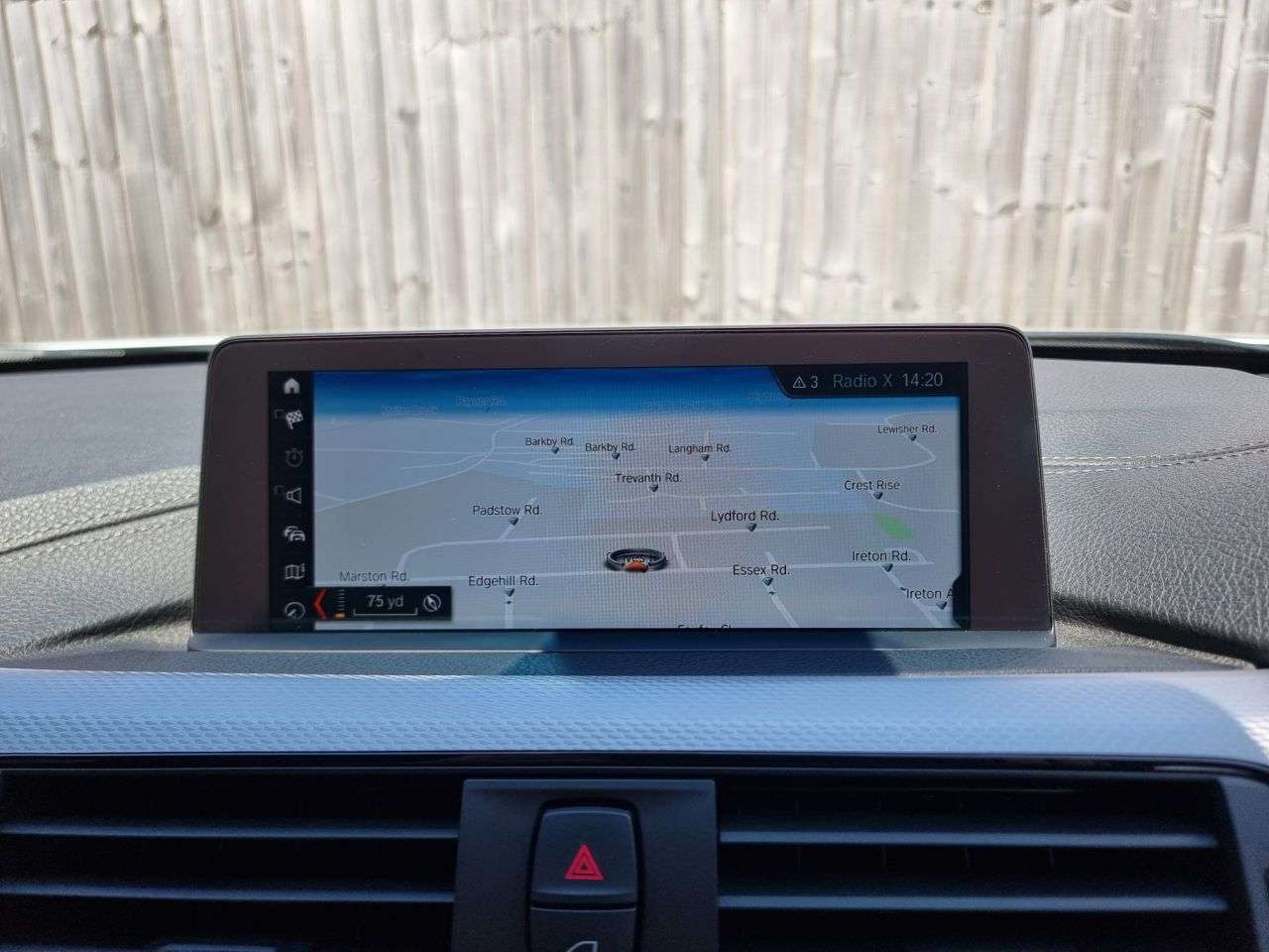 A 2019 BMW 3 SERIES 2.0 320d M Sport Touring 5dr Diesel Manual Euro 6 (s/s) (190 ps) SAT NAV + A 2019 BMW 3 SERIES 2.0 320d M Sport Touring 5dr Diesel Manual Euro 6 (s/s) (190 ps) SAT NAV +