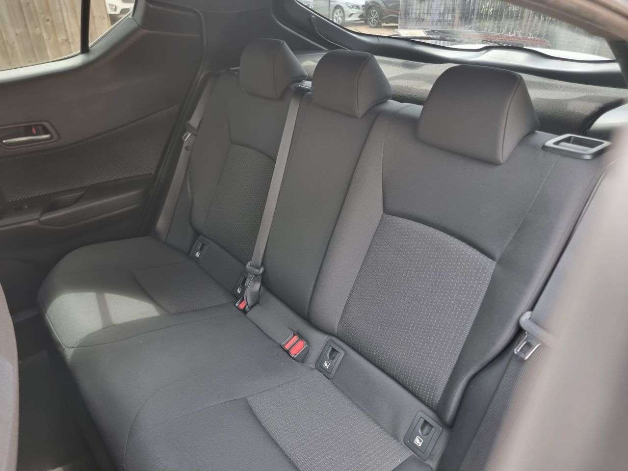 2019 TOYOTA C-HR 2019 TOYOTA C-HR