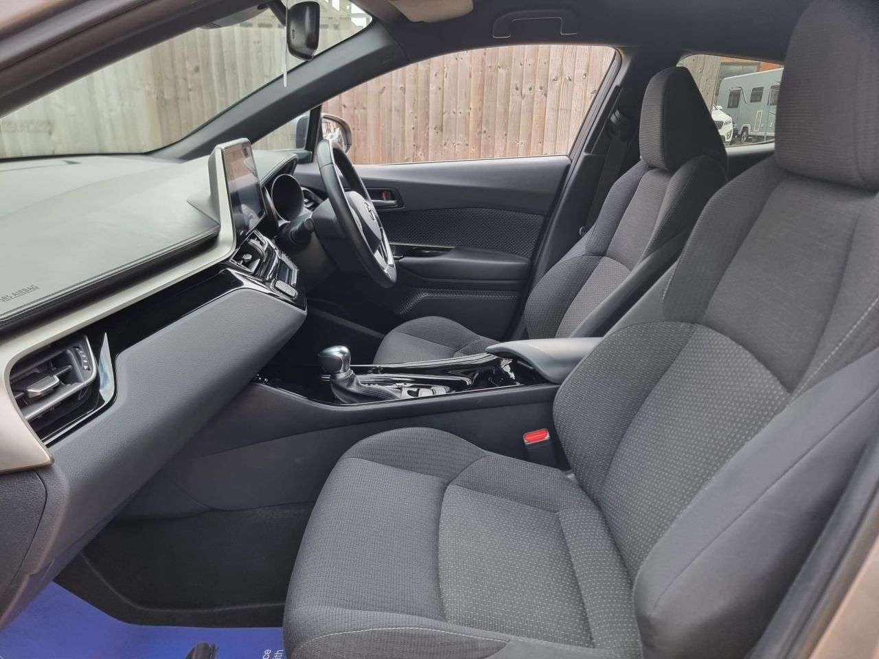2019 TOYOTA C-HR 2019 TOYOTA C-HR