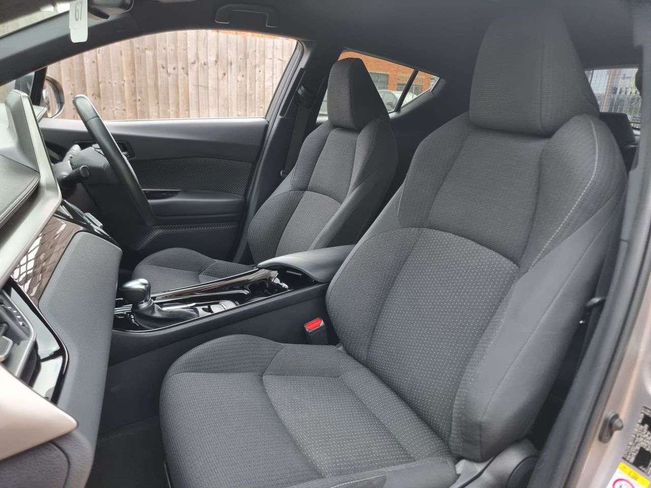 2019 TOYOTA C-HR 2019 TOYOTA C-HR