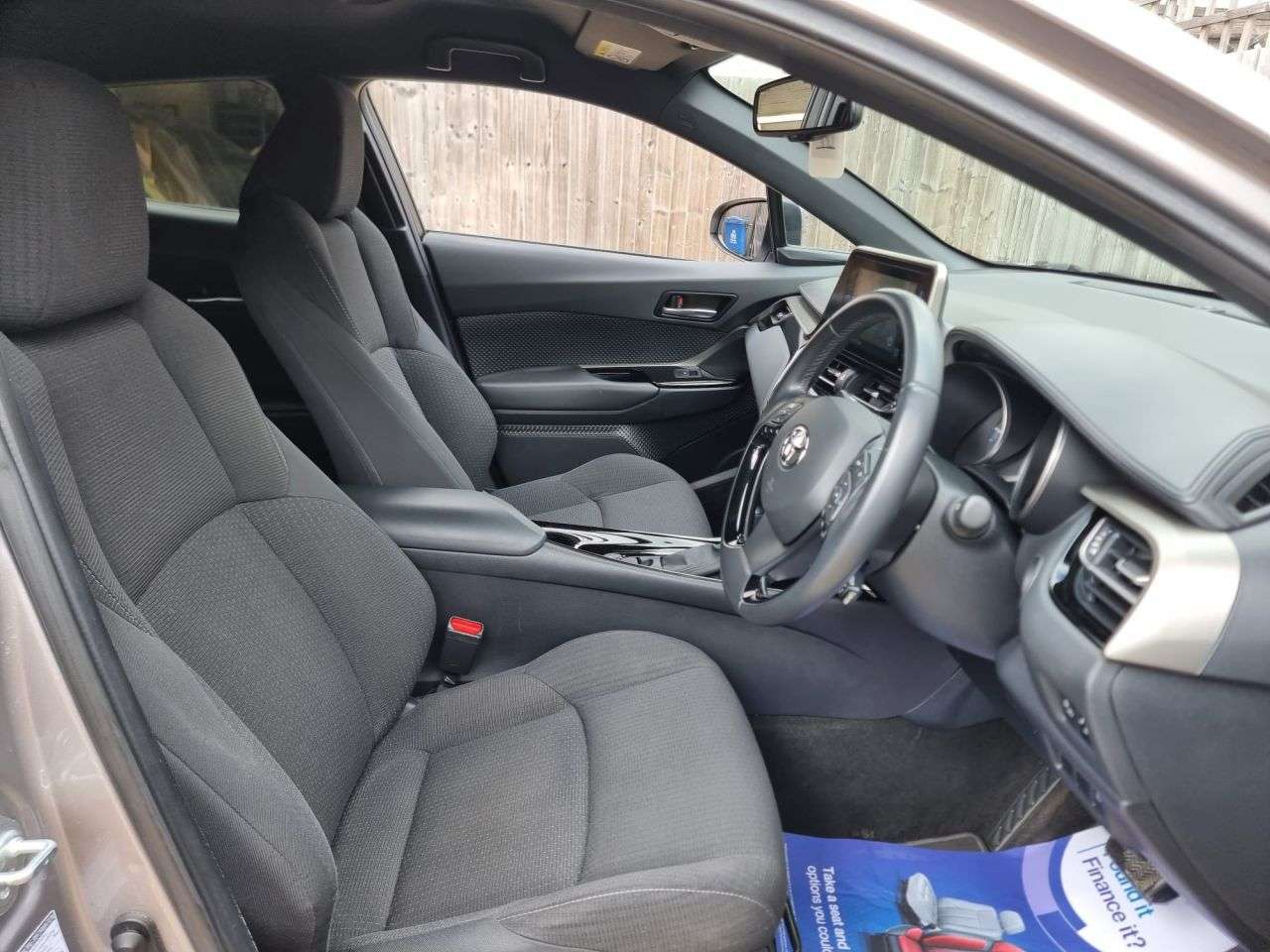 2019 TOYOTA C-HR 2019 TOYOTA C-HR