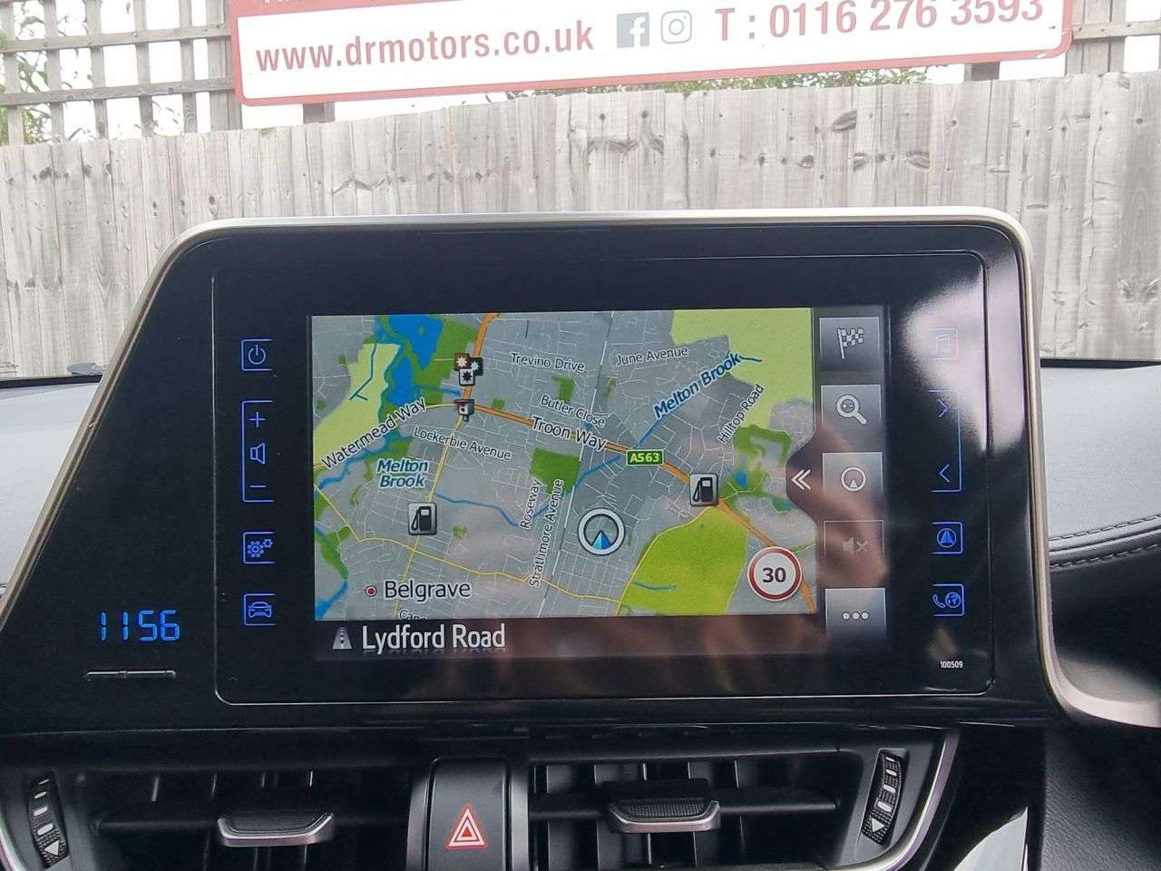 A 2019 TOYOTA C-HR 1.8 VVT-h Design SUV 5dr Petrol Hybrid CVT Euro 6 (s/s) (122 ps) SAT NAV + A 2019 TOYOTA C-HR 1.8 VVT-h Design SUV 5dr Petrol Hybrid CVT Euro 6 (s/s) (122 ps) SAT NAV +