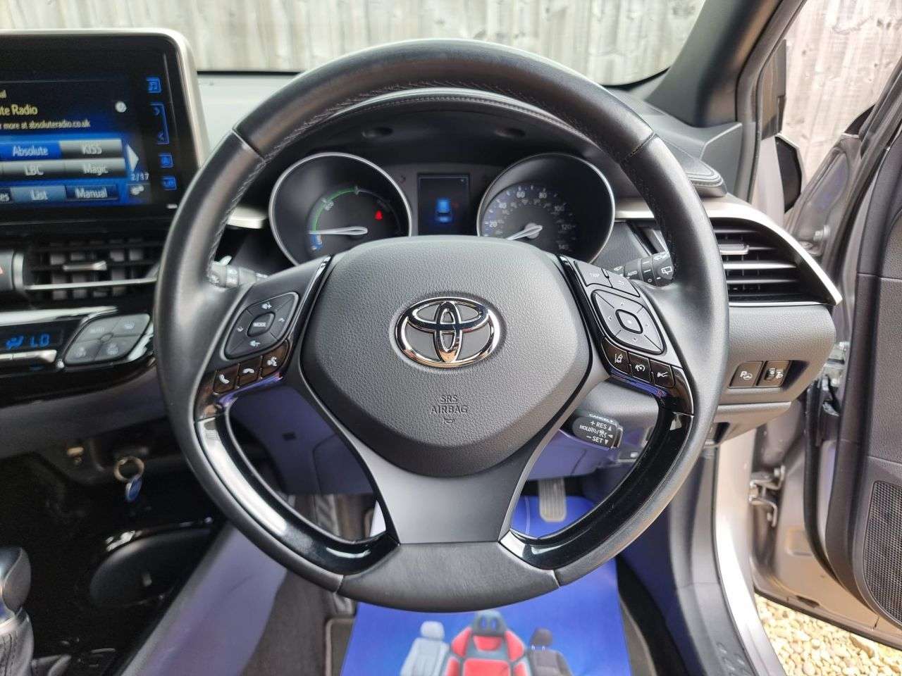 2019 TOYOTA C-HR 2019 TOYOTA C-HR