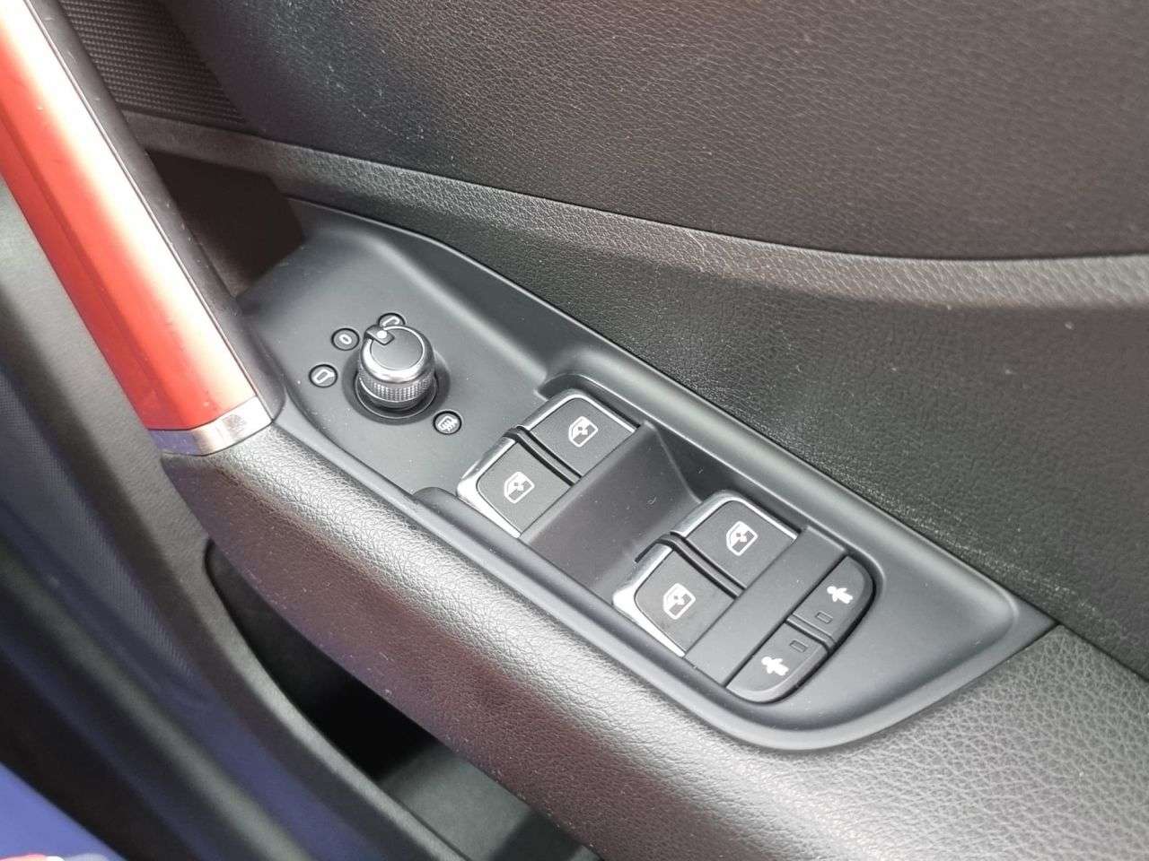2017 AUDI Q2 2017 AUDI Q2