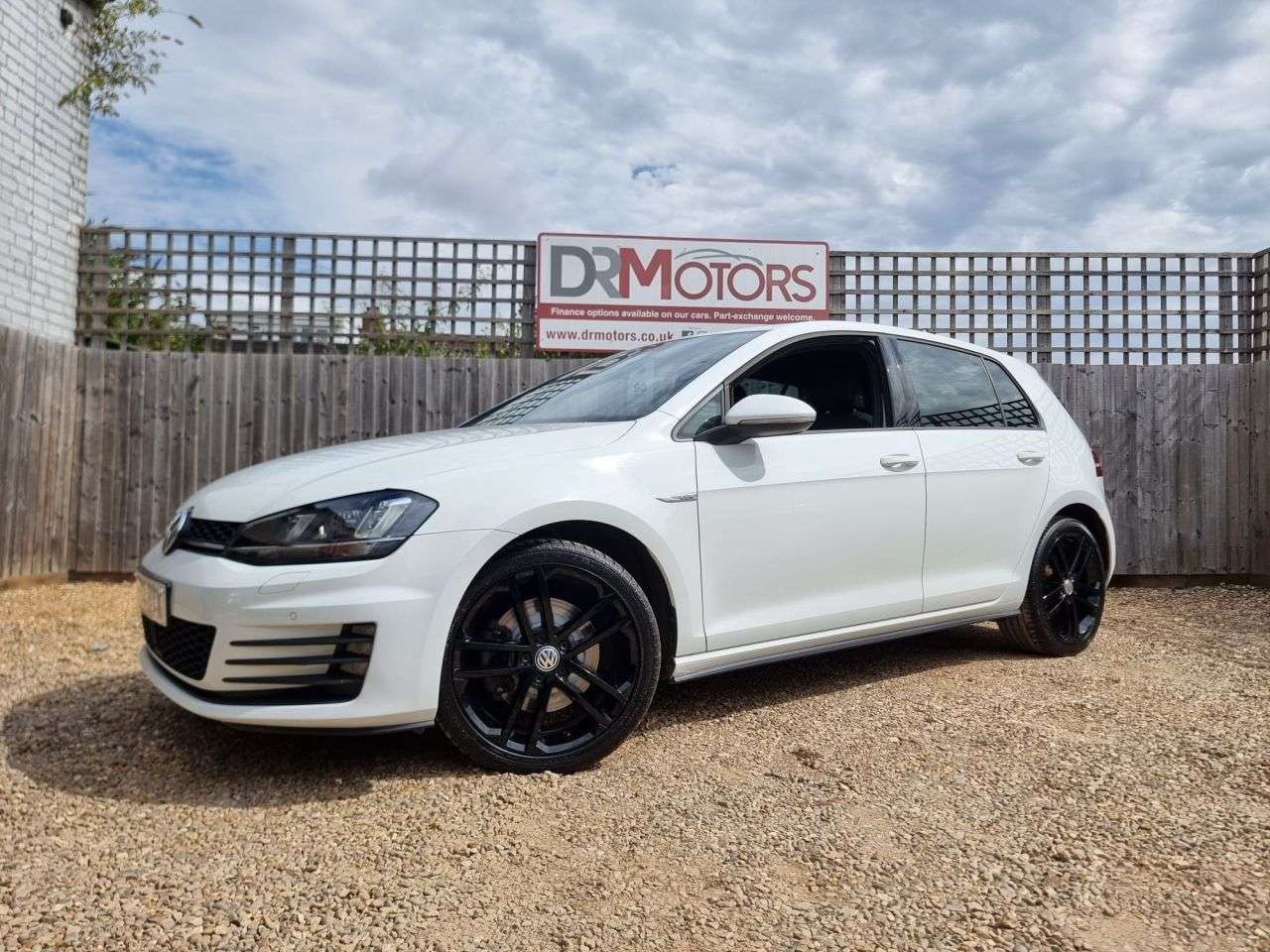 A 2014 VOLKSWAGEN GOLF 2.0 TDI BlueMotion Tech GTD Hatchback 5dr Diesel Manual Euro 6 (s/s) (184 p A 2014 VOLKSWAGEN GOLF 2.0 TDI BlueMotion Tech GTD Hatchback 5dr Diesel Manual Euro 6 (s/s) (184 p