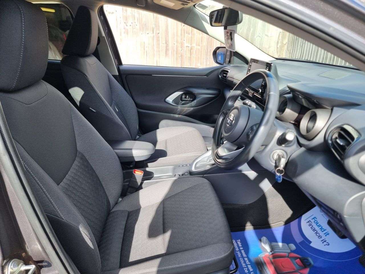 2023 TOYOTA YARIS 2023 TOYOTA YARIS