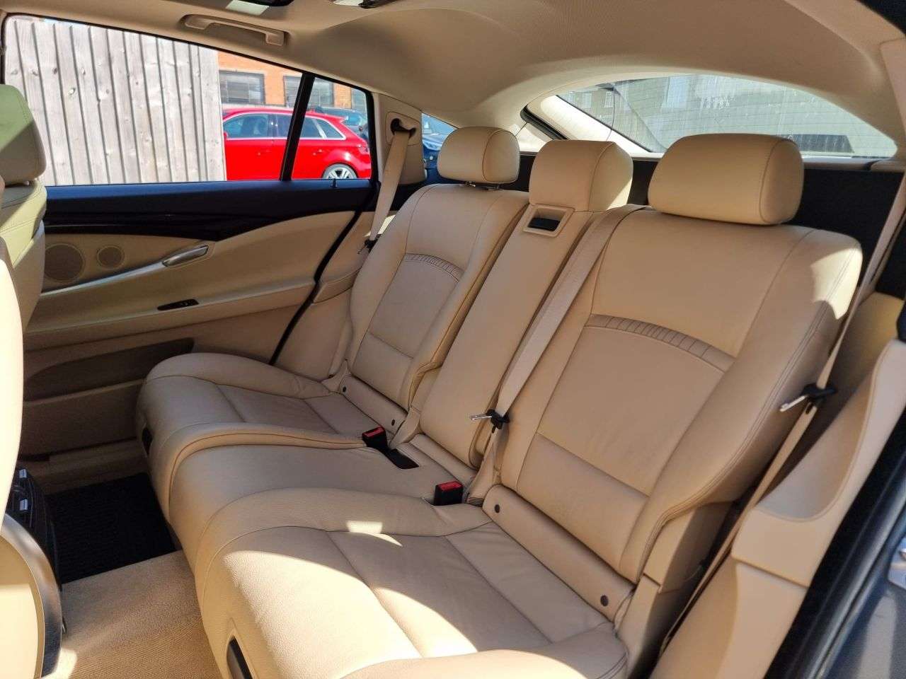 2015 BMW 5 SERIES GRAN TURISMO 2015 BMW 5 SERIES GRAN TURISMO