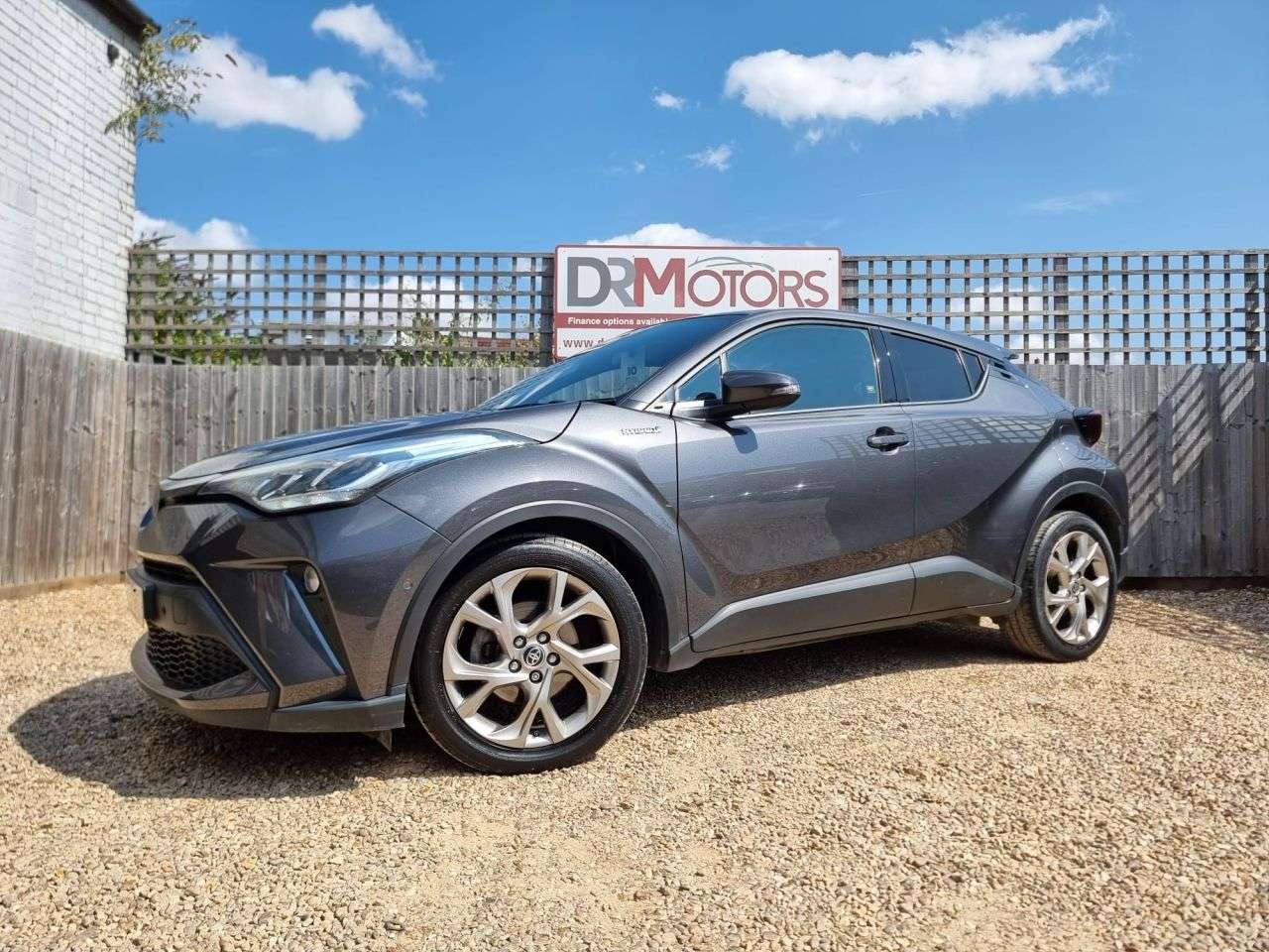 A 2021 TOYOTA C-HR 1.8 VVT-h GPF Design SUV 5dr Petrol Hybrid CVT Euro 6 (s/s) (122 ps) + SAT A 2021 TOYOTA C-HR 1.8 VVT-h GPF Design SUV 5dr Petrol Hybrid CVT Euro 6 (s/s) (122 ps) + SAT