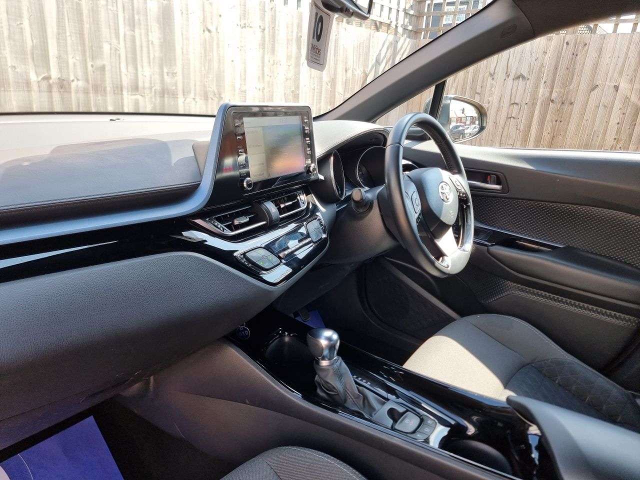 2021 TOYOTA C-HR 2021 TOYOTA C-HR
