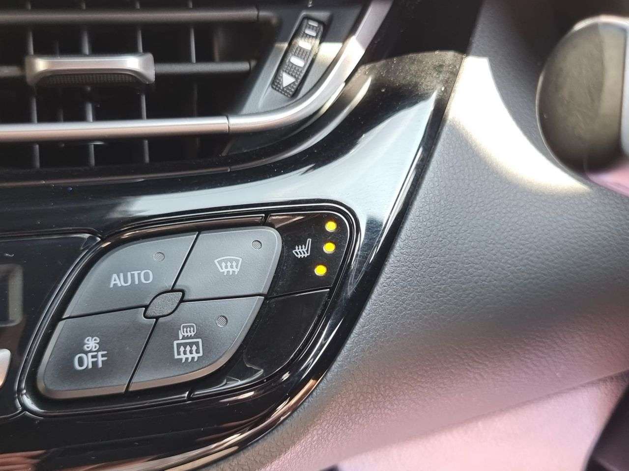 2021 TOYOTA C-HR 2021 TOYOTA C-HR