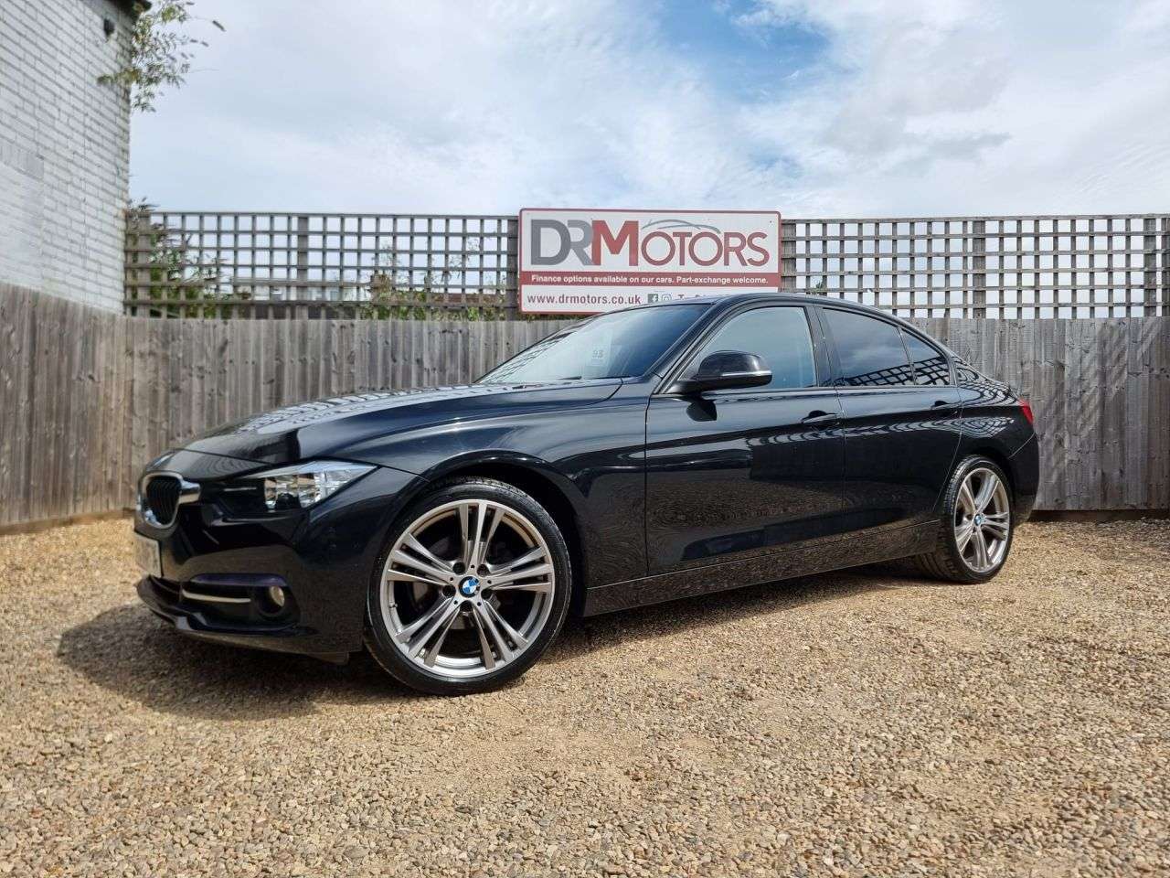 A 2016 BMW 3 SERIES 2.0 320d ED Sport Saloon 4dr Diesel Auto Euro 6 (s/s) (163 ps) £20 R/TAX+ S A 2016 BMW 3 SERIES 2.0 320d ED Sport Saloon 4dr Diesel Auto Euro 6 (s/s) (163 ps) £20 R/TAX+ S