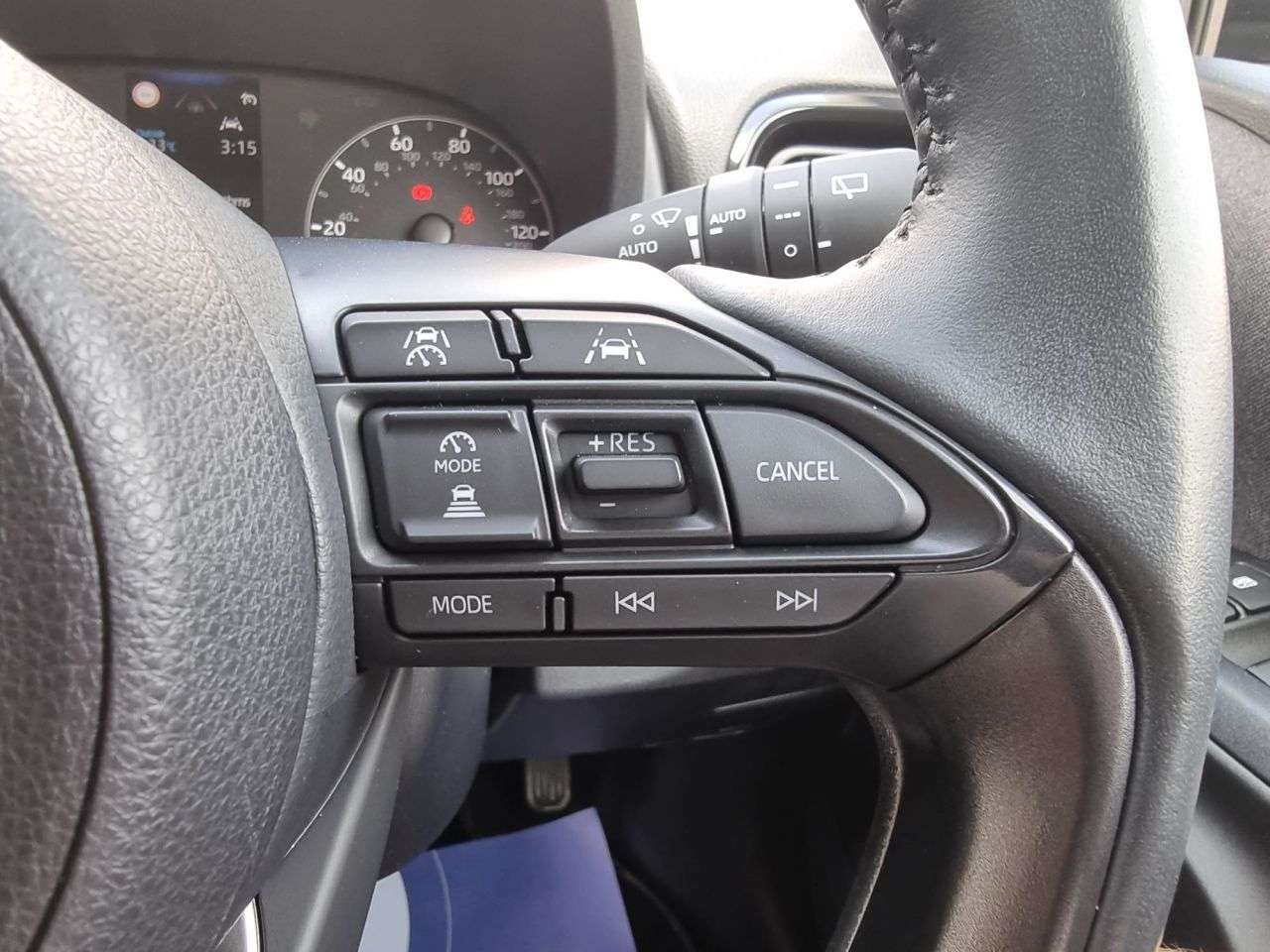 2024 MAZDA MAZDA2 HYBRID 2024 MAZDA MAZDA2 HYBRID