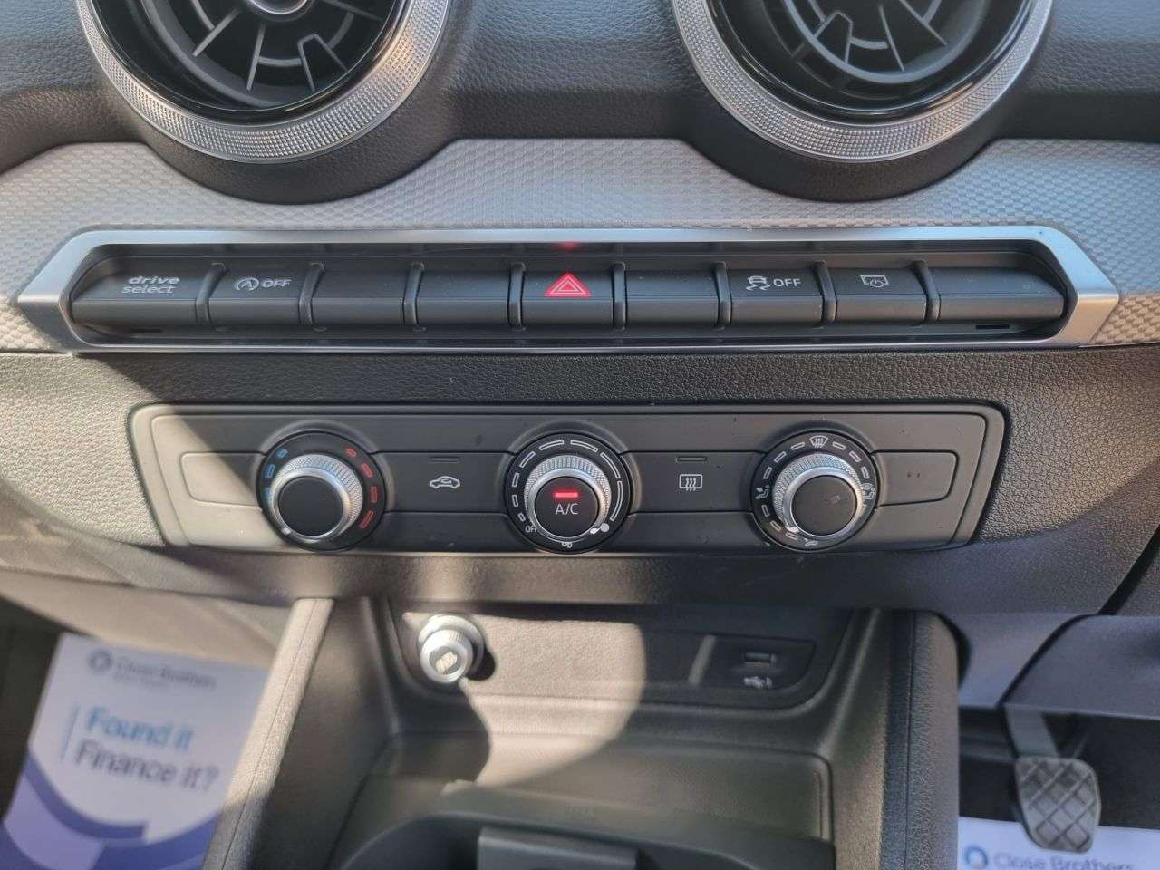 2023 AUDI Q2 2023 AUDI Q2
