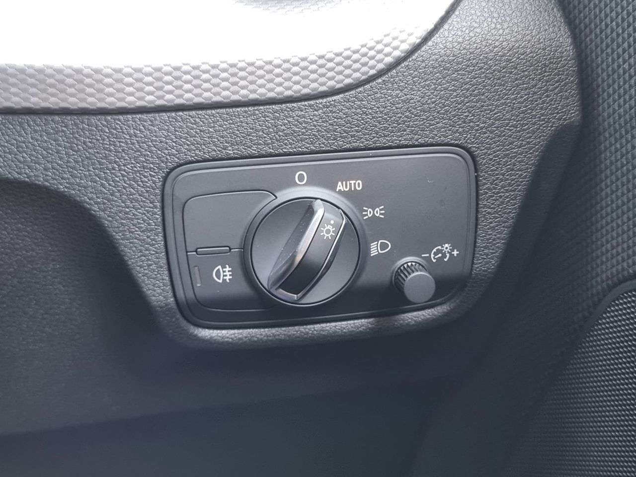 2023 AUDI Q2 2023 AUDI Q2