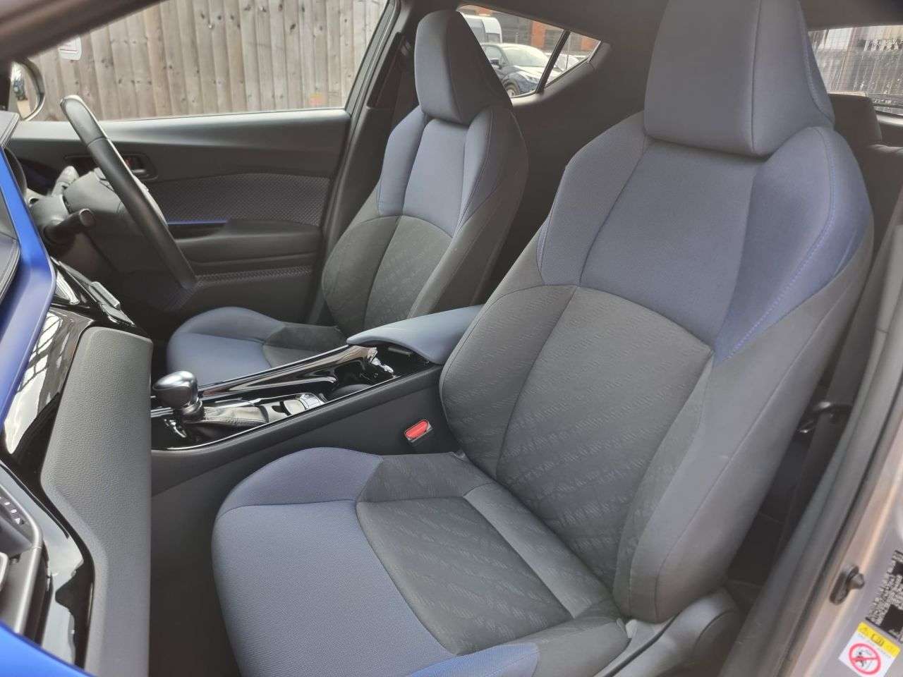 2018 TOYOTA C-HR 2018 TOYOTA C-HR