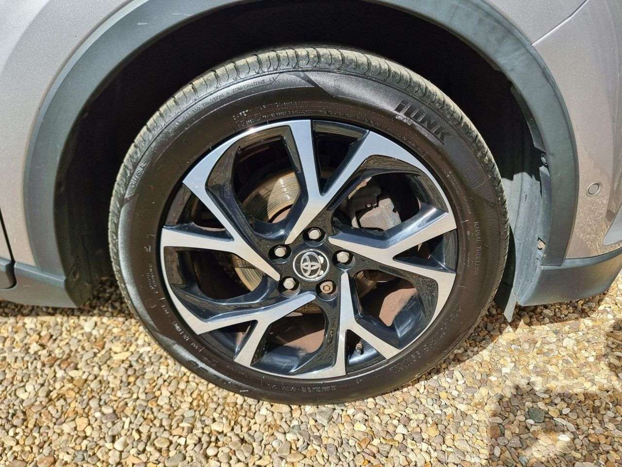 2018 TOYOTA C-HR 2018 TOYOTA C-HR