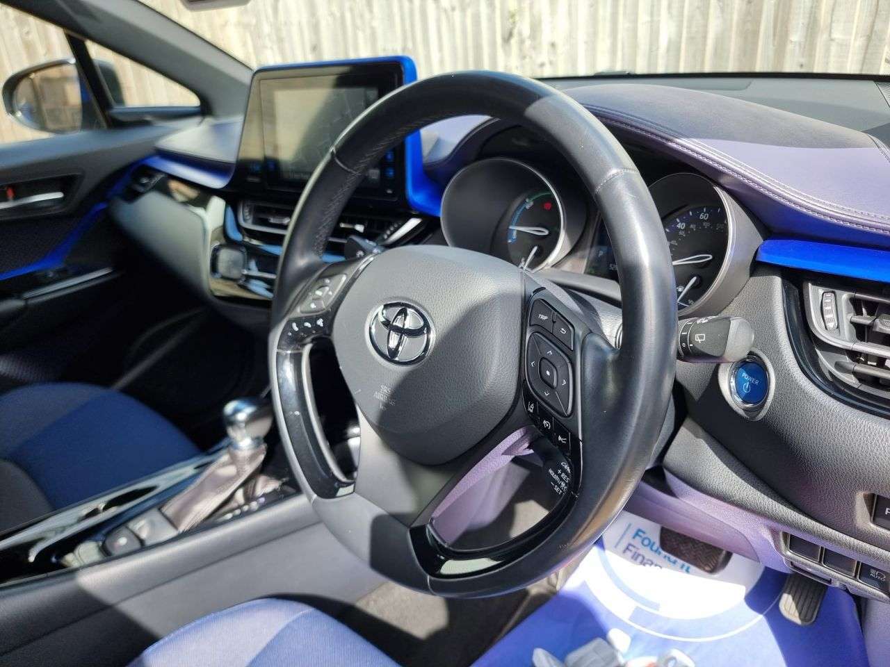 2018 TOYOTA C-HR 2018 TOYOTA C-HR