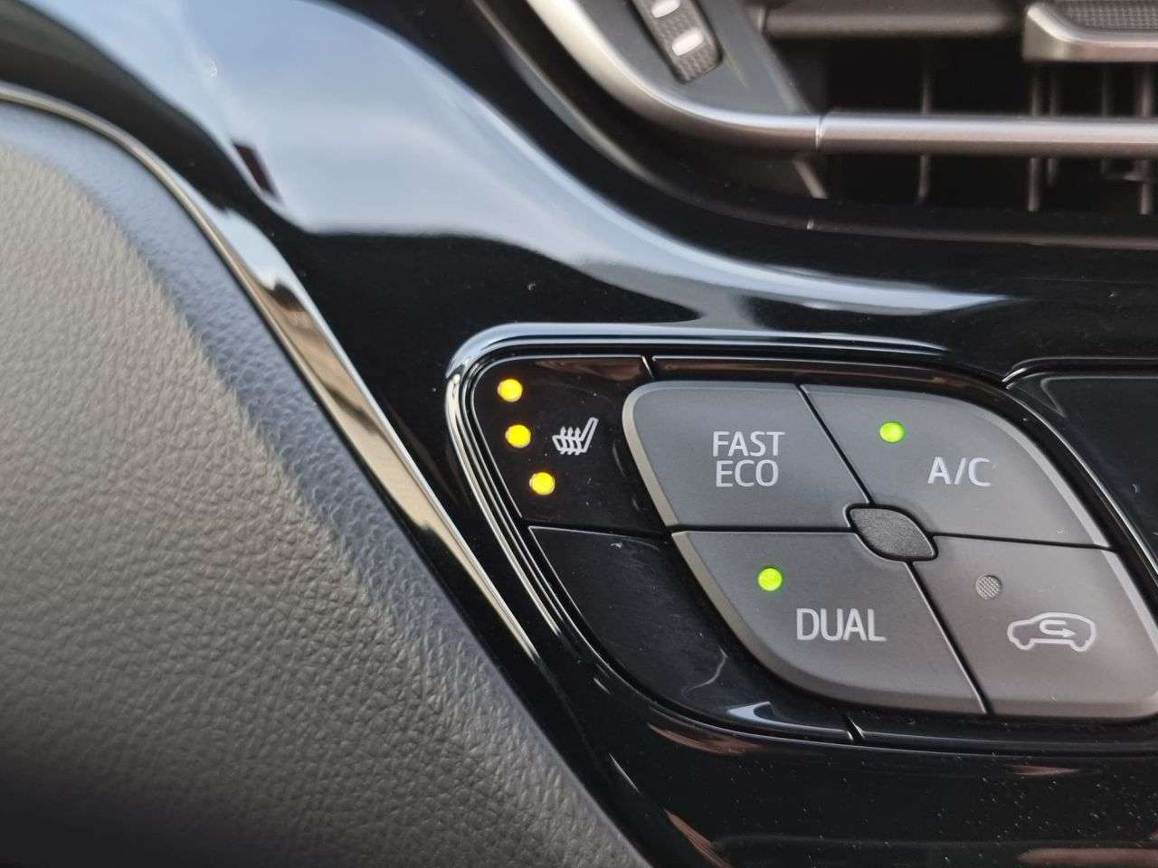 2018 TOYOTA C-HR 2018 TOYOTA C-HR