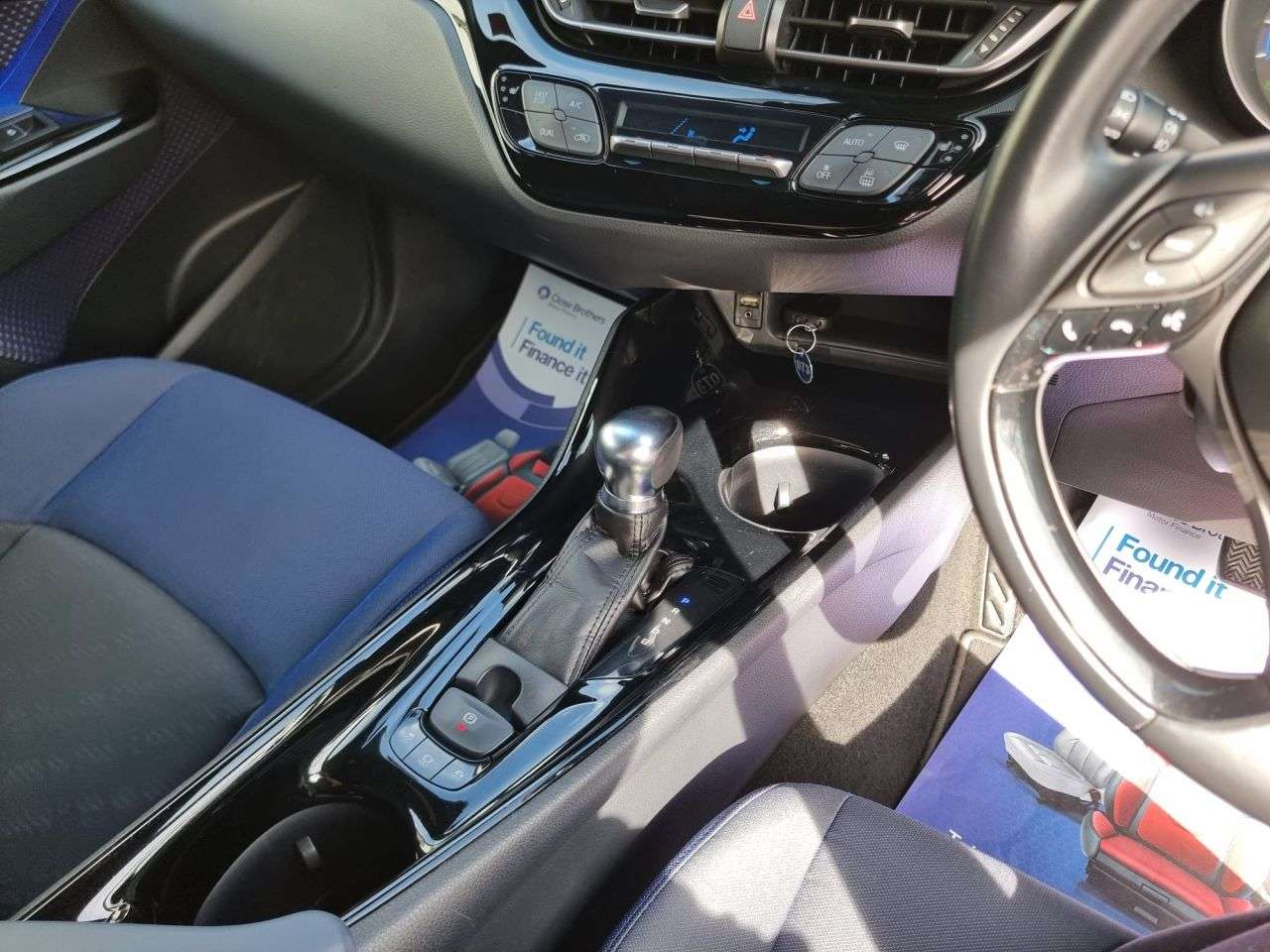 2018 TOYOTA C-HR 2018 TOYOTA C-HR