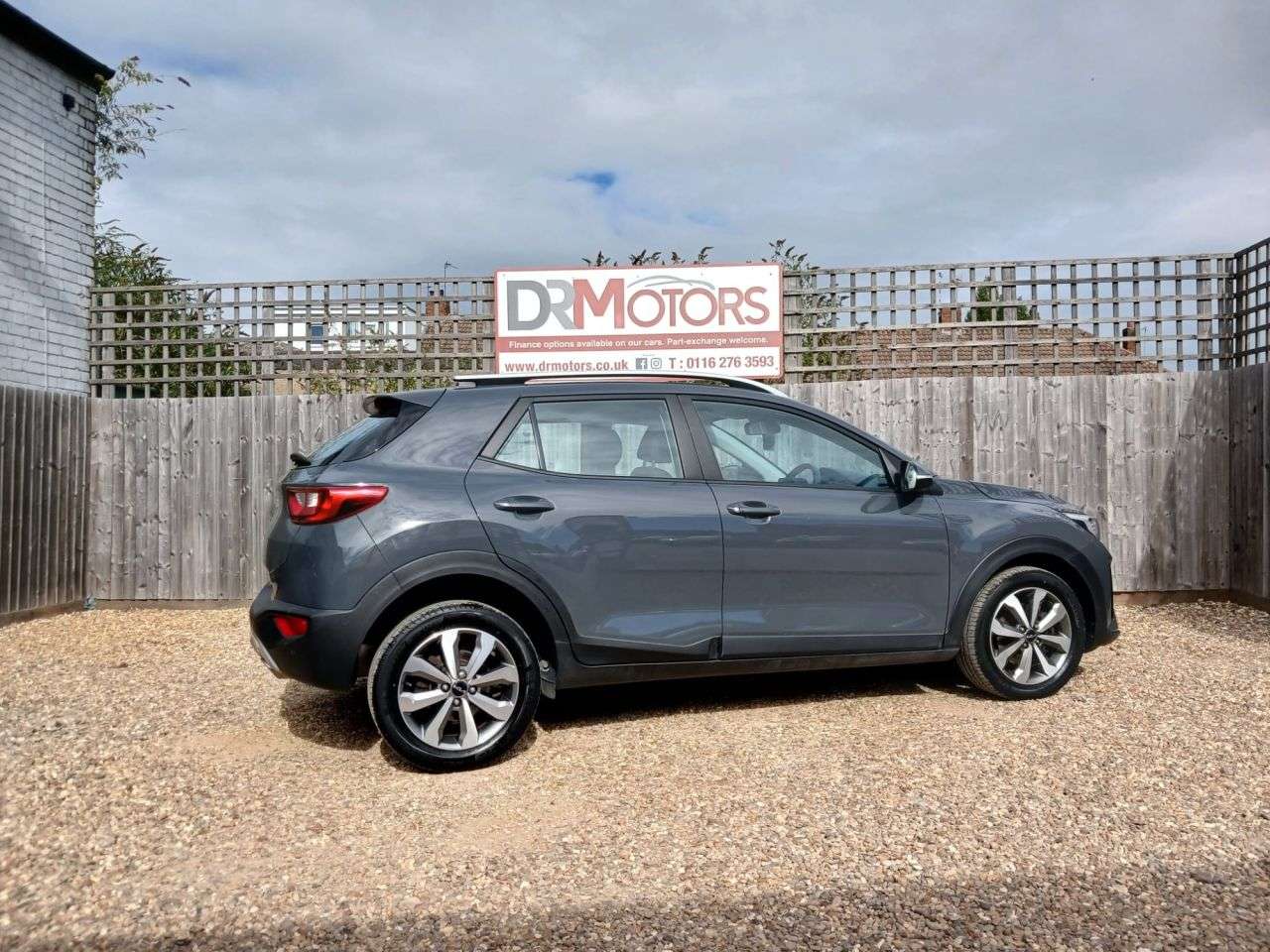 2023 KIA STONIC 2023 KIA STONIC