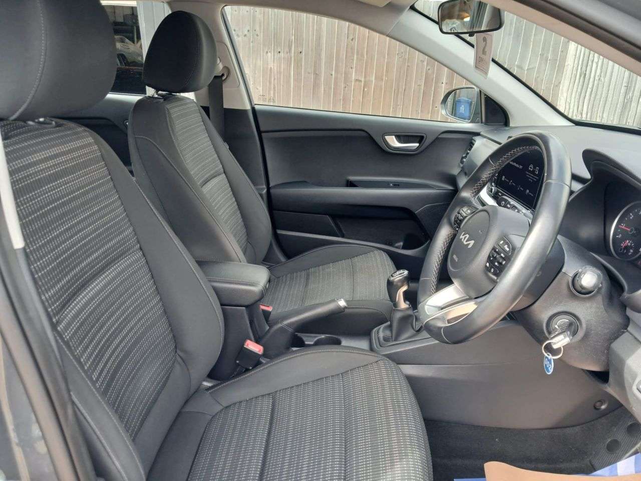 2023 KIA STONIC 2023 KIA STONIC