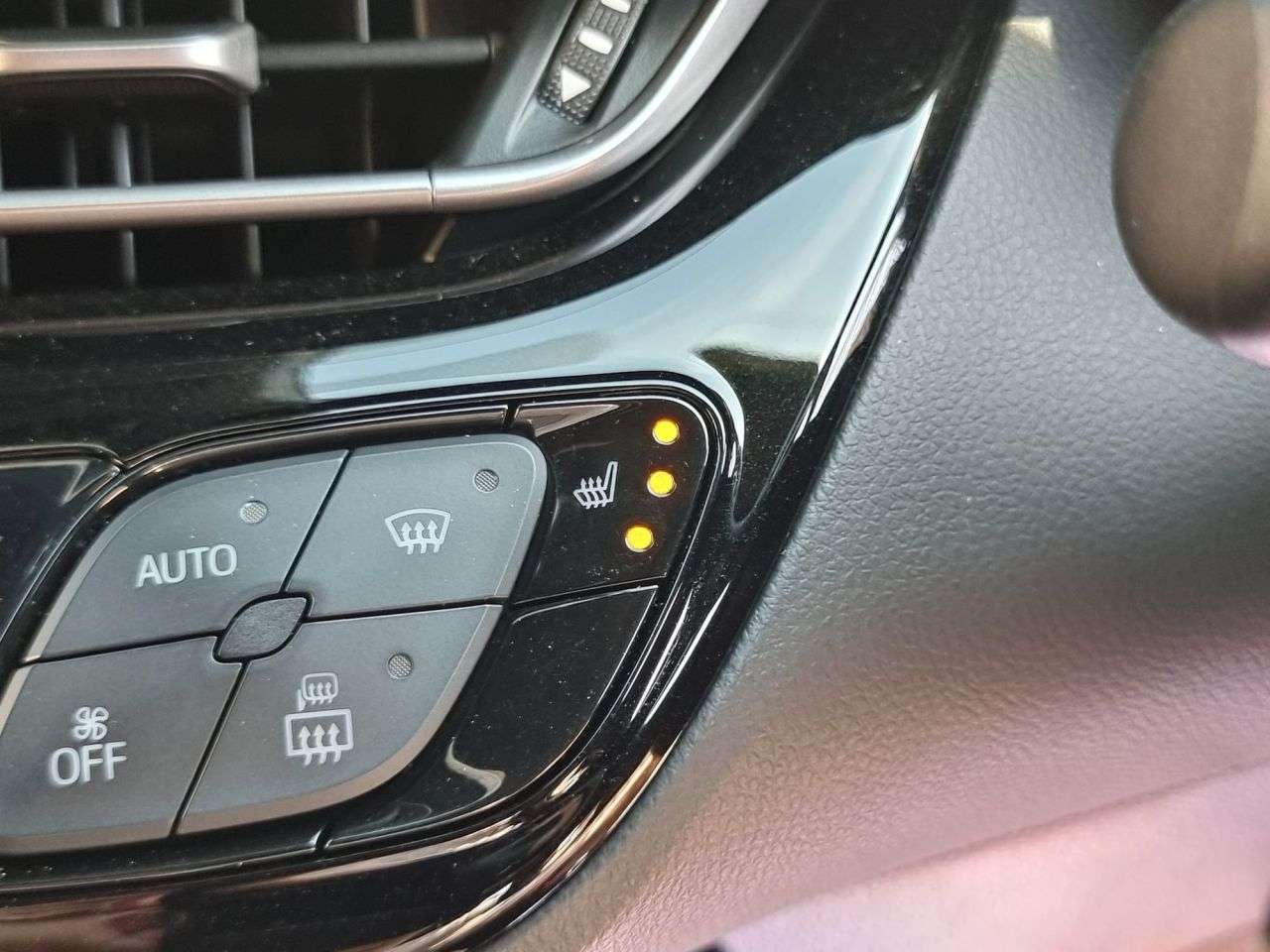 2019 TOYOTA C-HR 2019 TOYOTA C-HR