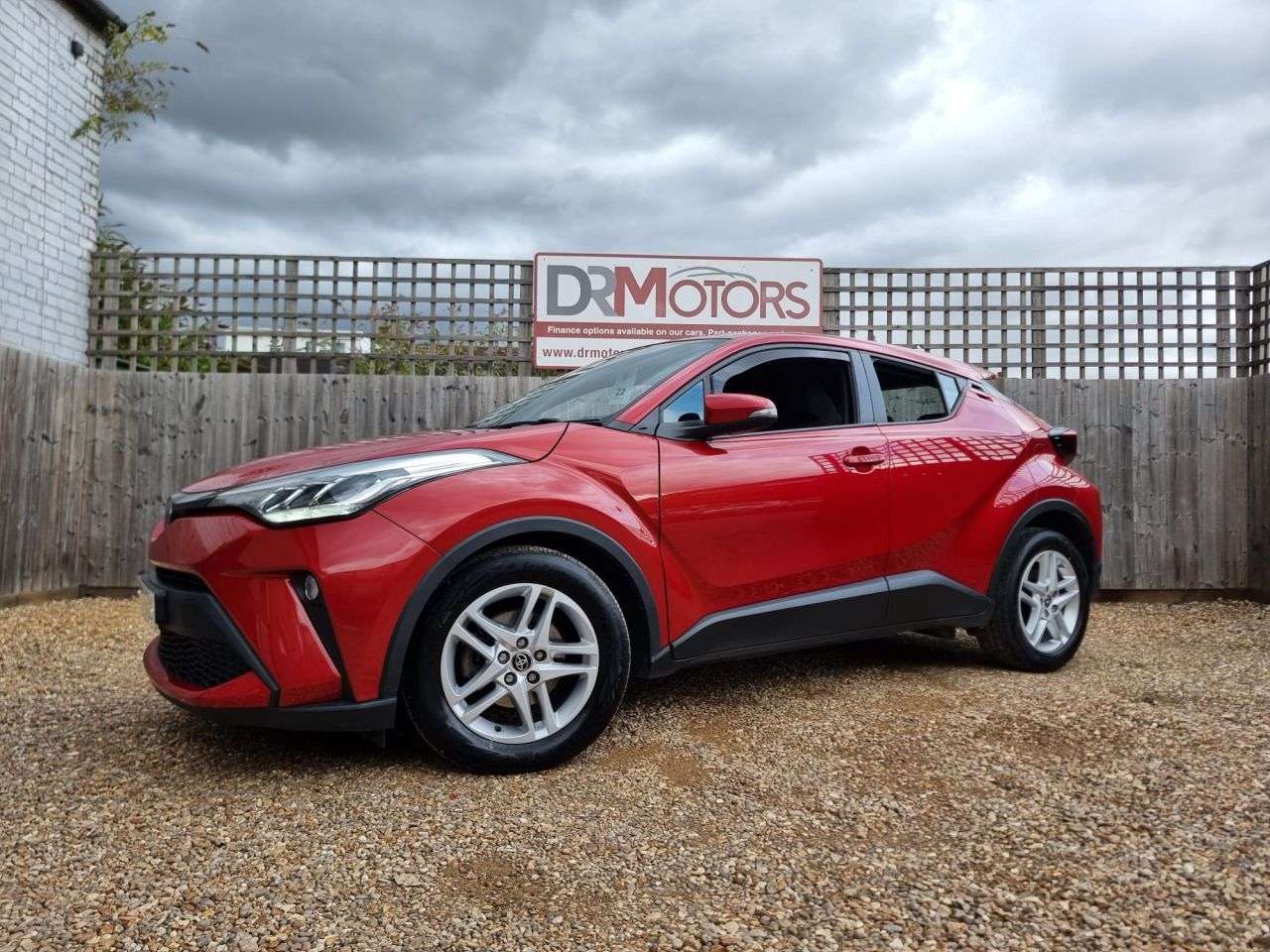 A 2023 TOYOTA C-HR 1.8 VVT-h GPF Icon SUV 5dr Petrol Hybrid CVT Euro 6 (s/s) (122 ps) APPLE CA A 2023 TOYOTA C-HR 1.8 VVT-h GPF Icon SUV 5dr Petrol Hybrid CVT Euro 6 (s/s) (122 ps) APPLE CA