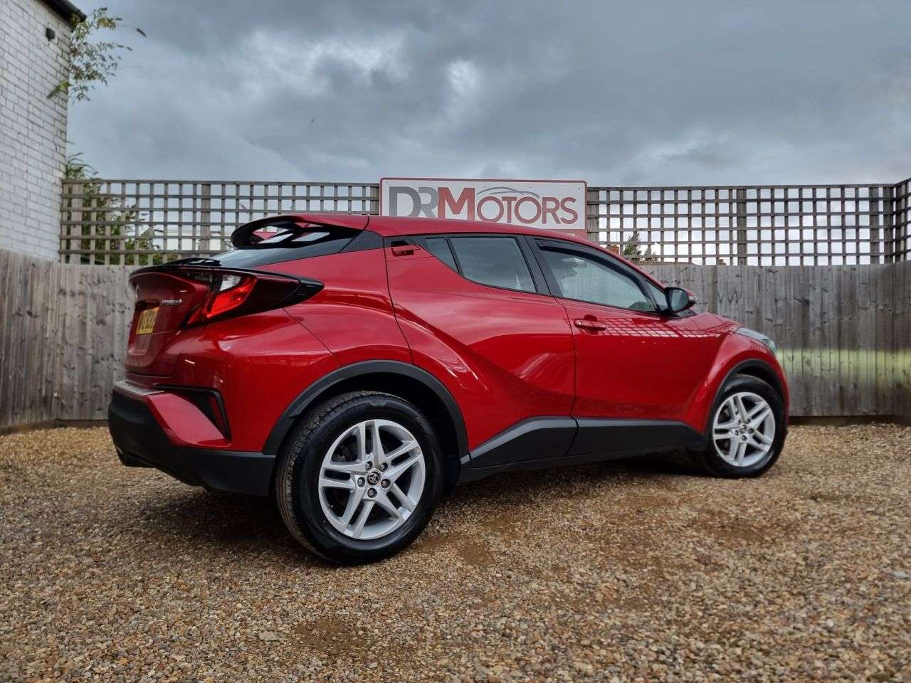 2023 TOYOTA C-HR 2023 TOYOTA C-HR