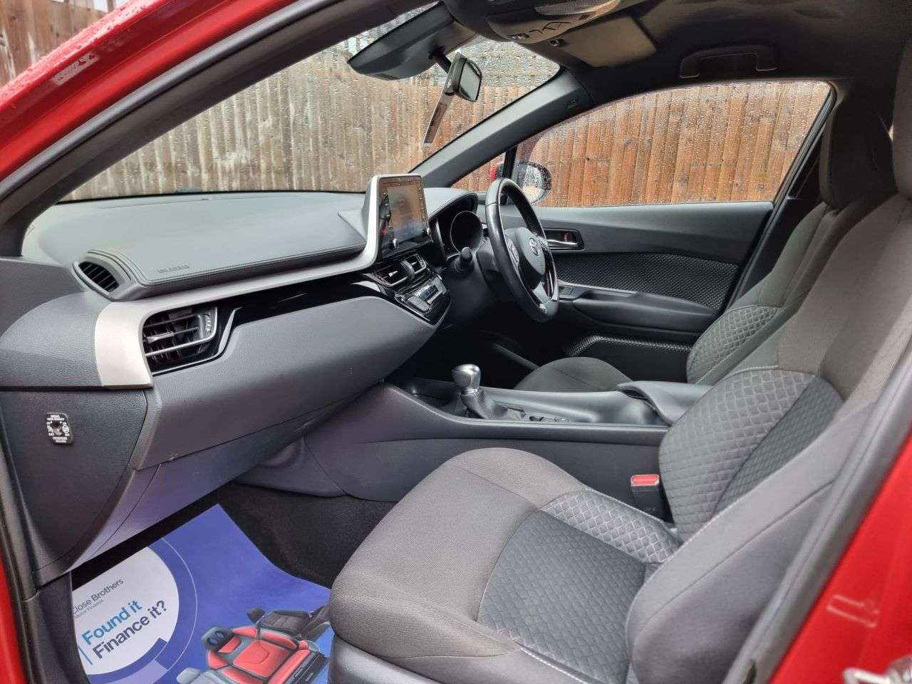 2023 TOYOTA C-HR 2023 TOYOTA C-HR