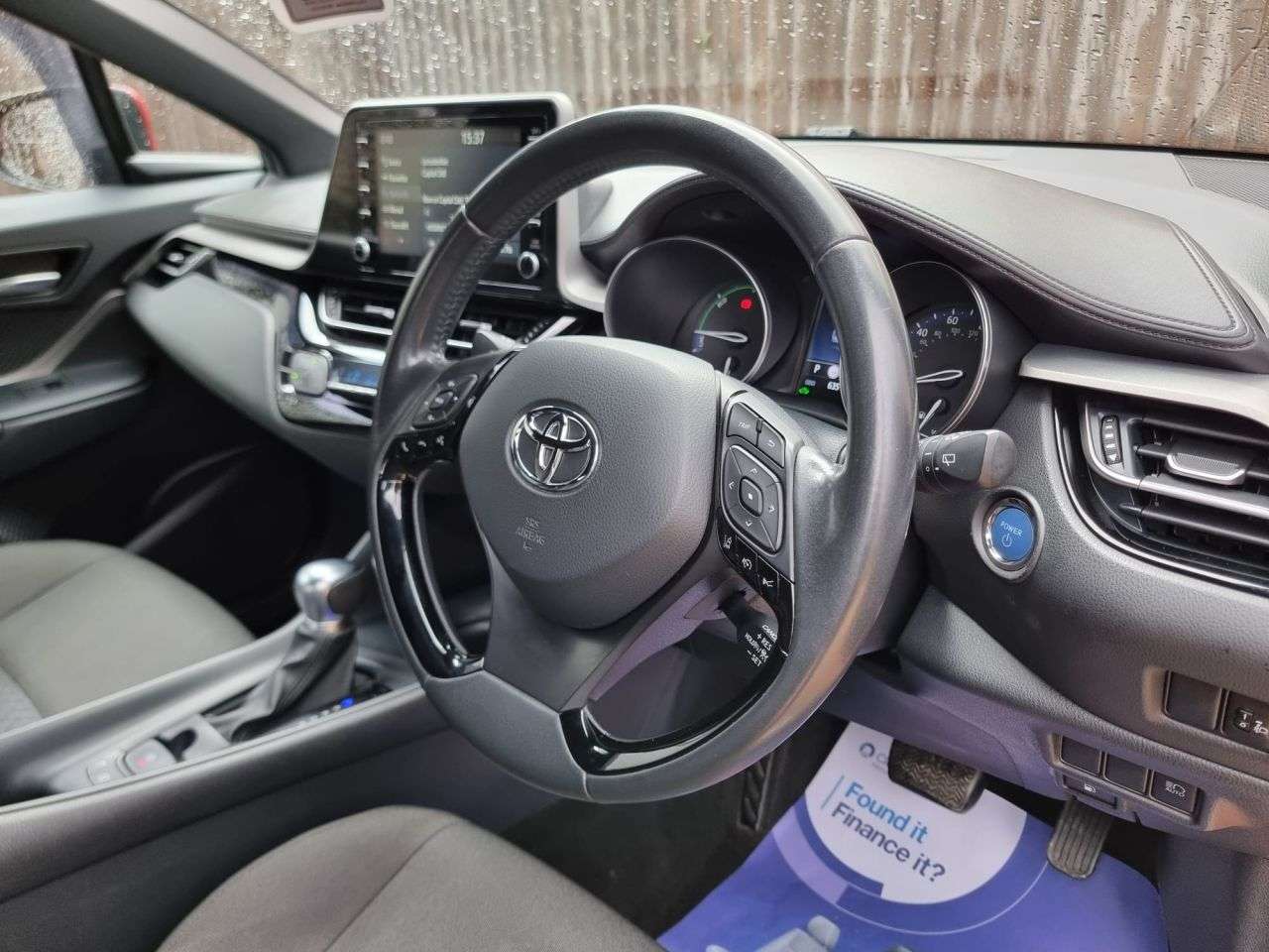 2023 TOYOTA C-HR 2023 TOYOTA C-HR