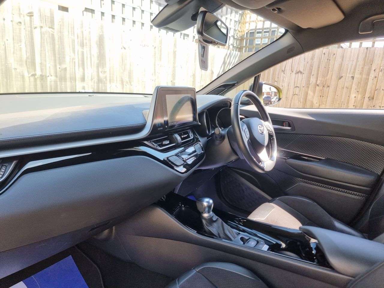 2019 TOYOTA C-HR 2019 TOYOTA C-HR