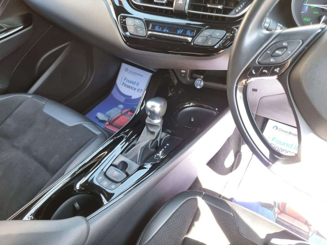 2019 TOYOTA C-HR 2019 TOYOTA C-HR