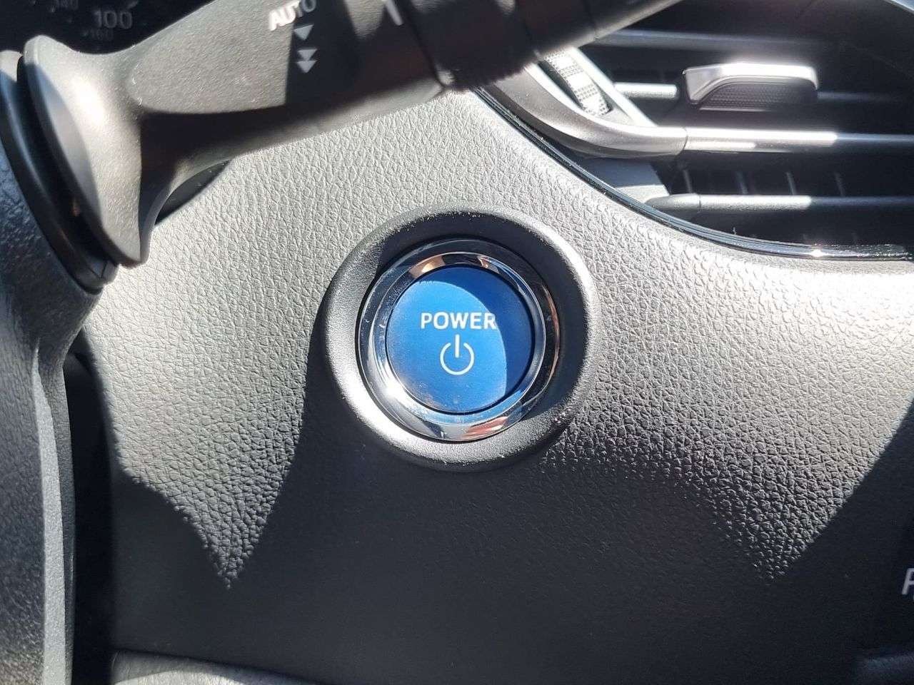 2019 TOYOTA C-HR 2019 TOYOTA C-HR