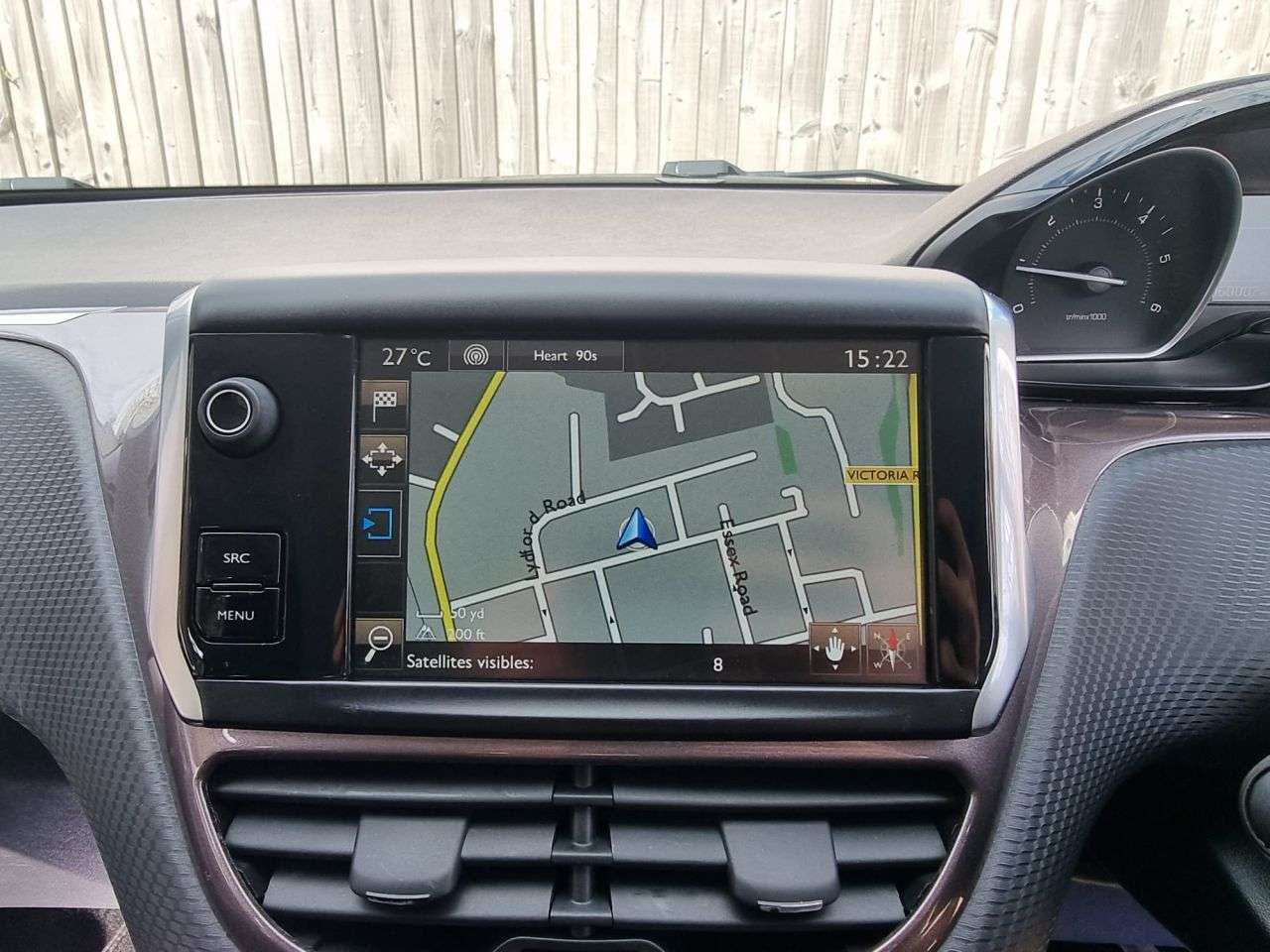 A 2014 PEUGEOT 2008 1.6 e-HDi Active SUV 5dr Diesel EGC Euro 5 (s/s) (92 ps) + SAT NAV + BLUETO A 2014 PEUGEOT 2008 1.6 e-HDi Active SUV 5dr Diesel EGC Euro 5 (s/s) (92 ps) + SAT NAV + BLUETO