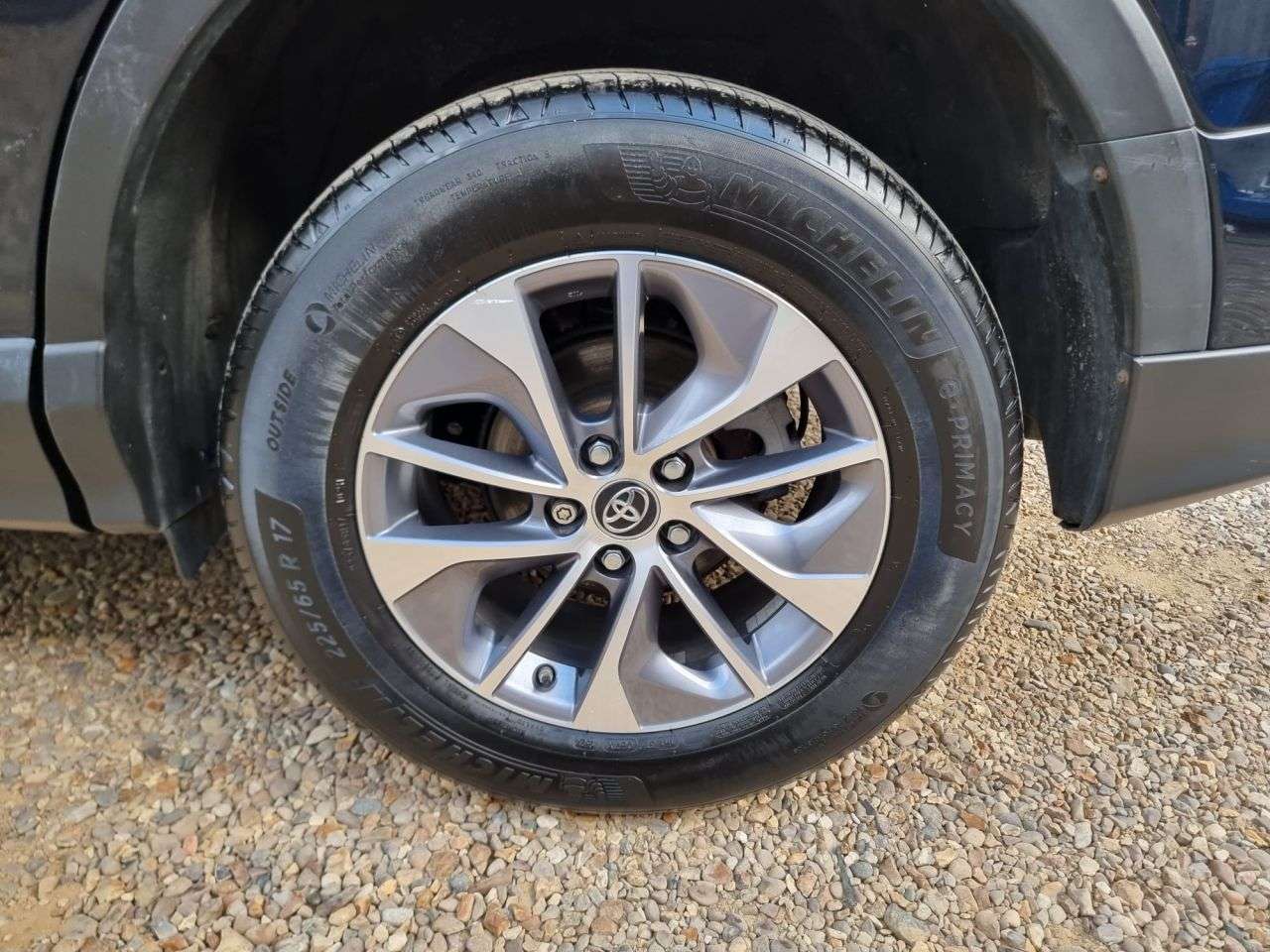 2019 TOYOTA RAV4 2019 TOYOTA RAV4